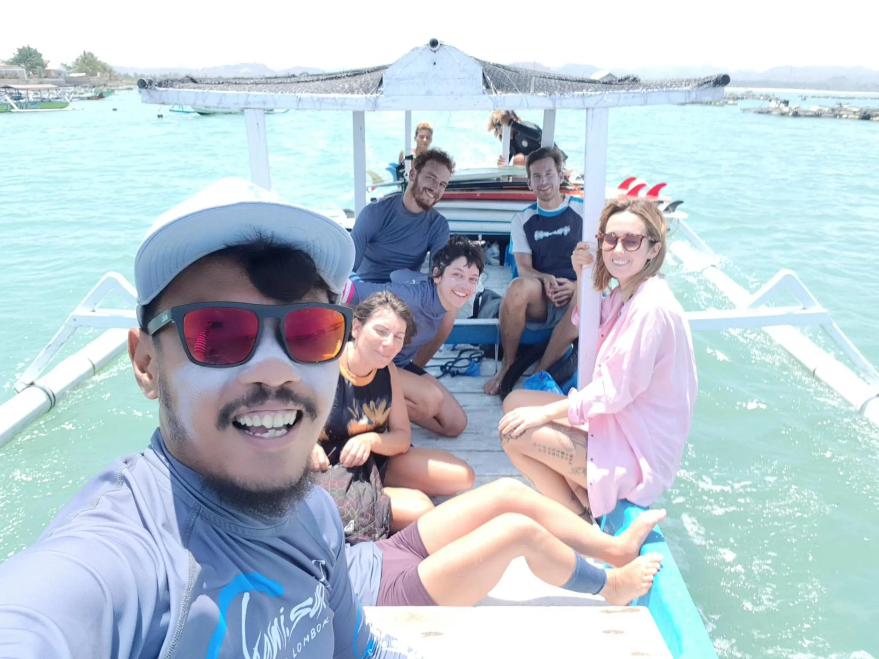 Tropical Sunday Bungalow - Surf And Stay