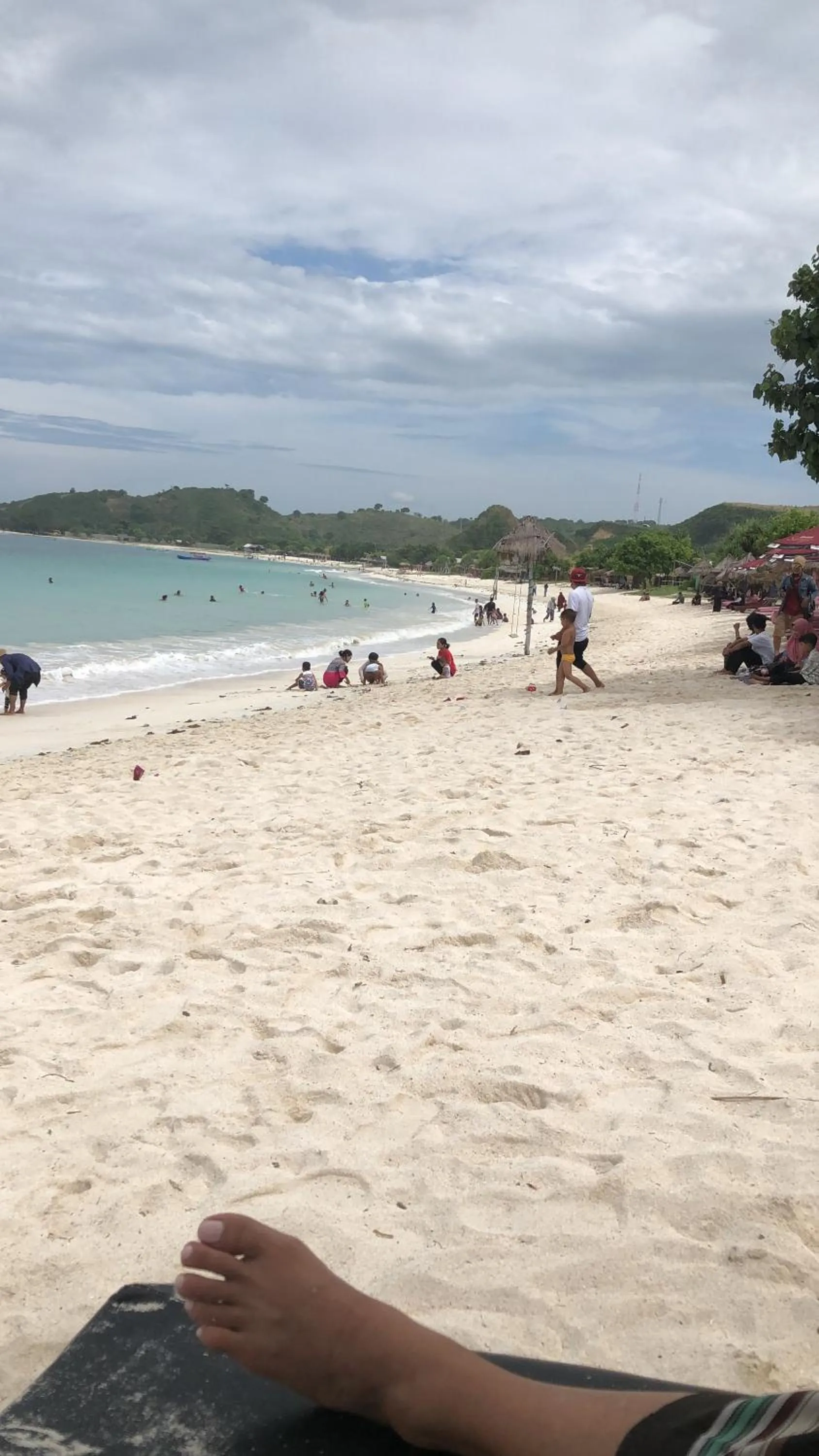 Tropical Sunday Bungalow - Surf And Stay