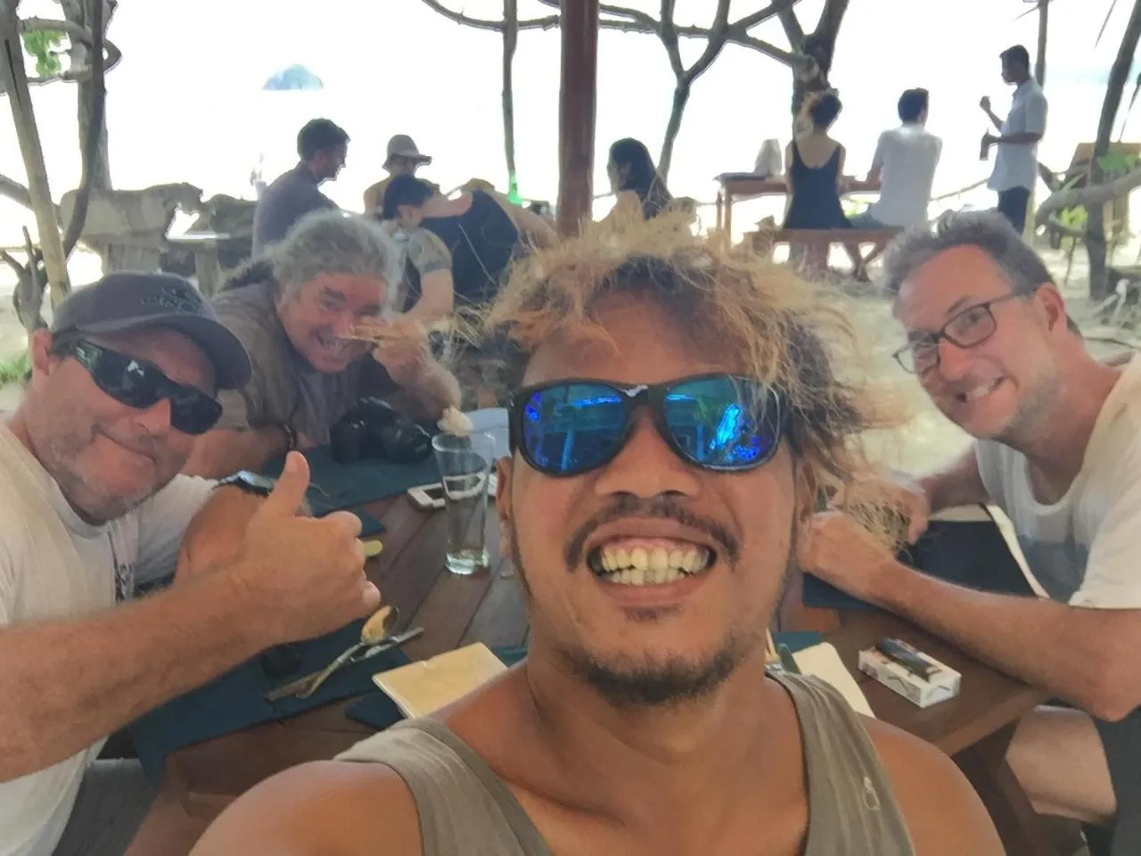 Tropical Sunday Bungalow - Surf And Stay