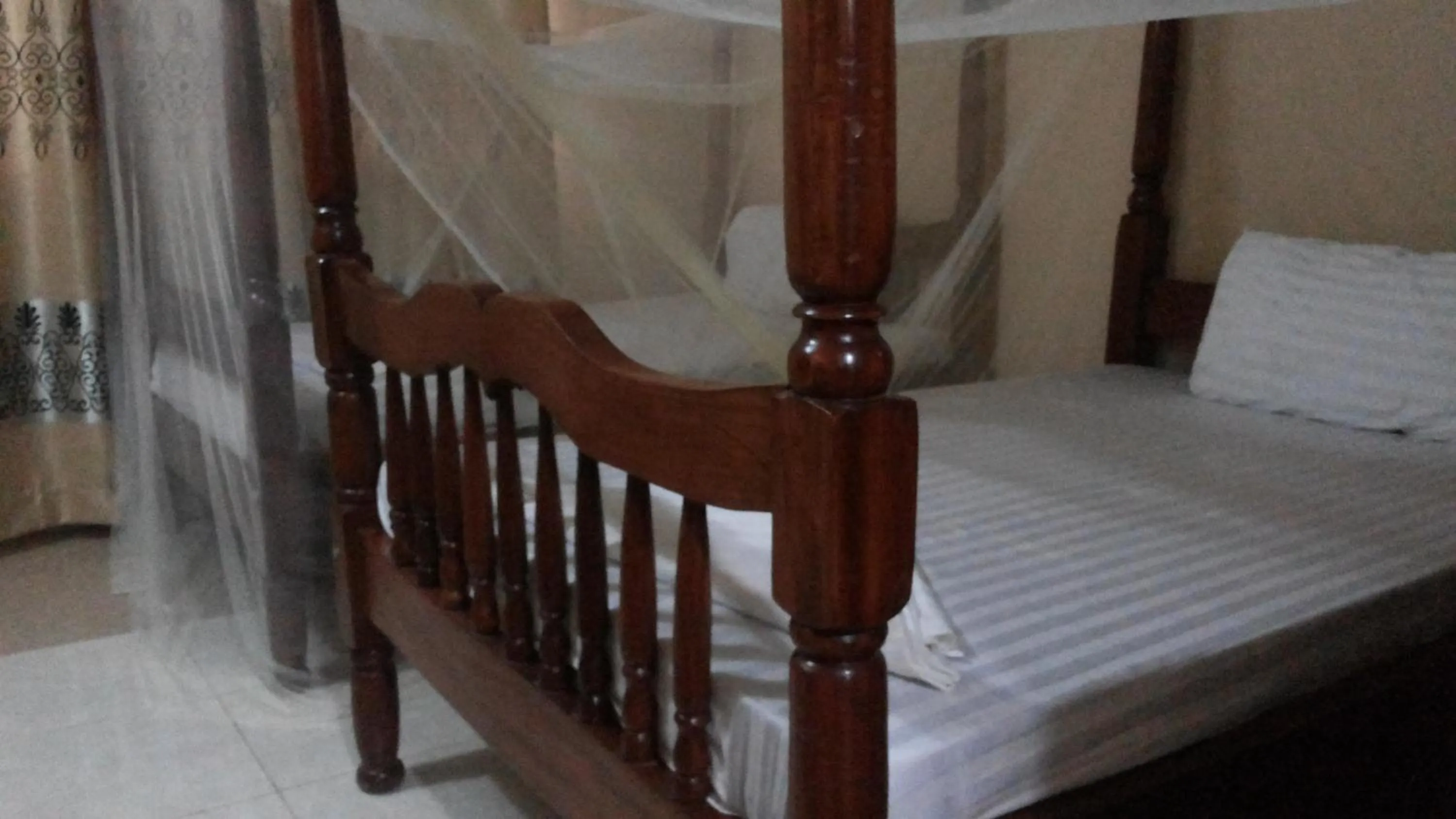 Bedroom, Bed in Rock Shadow Hotel