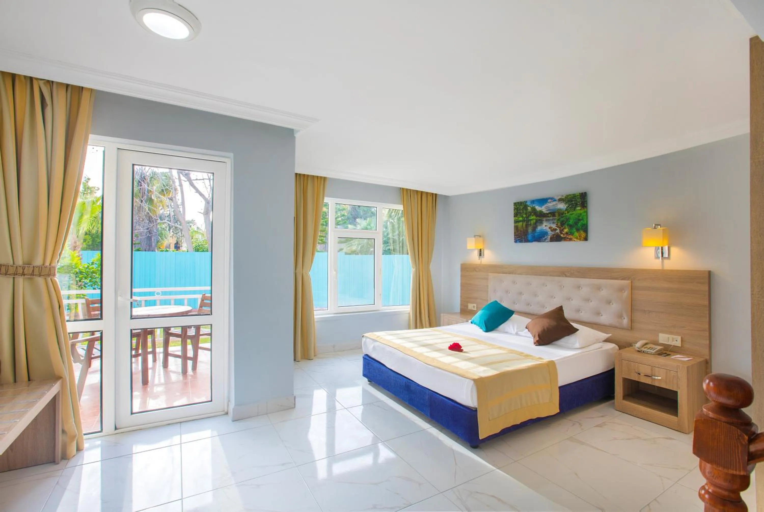 Family in MIRA MERIDIA BEACh RESORT HOTEL