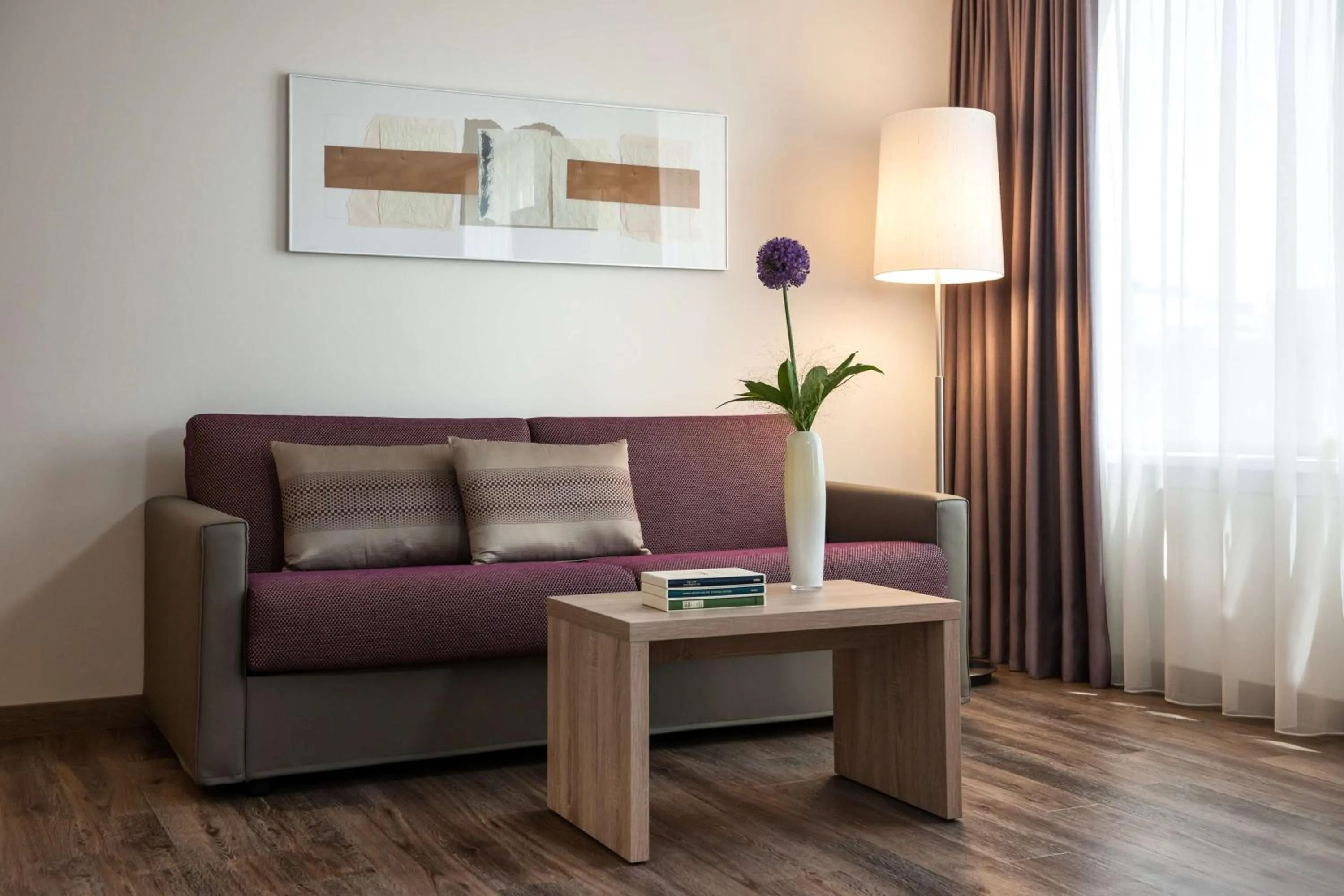 Photo of the whole room in Essential by Dorint Basel City