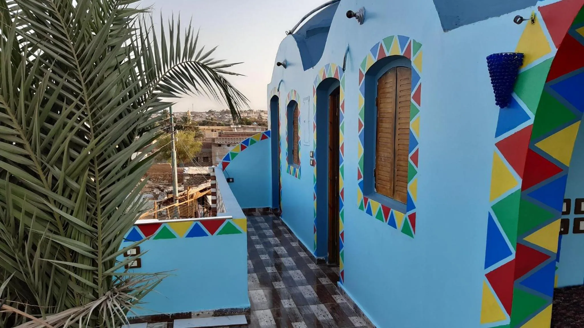 NeNeKaTo Nubian House