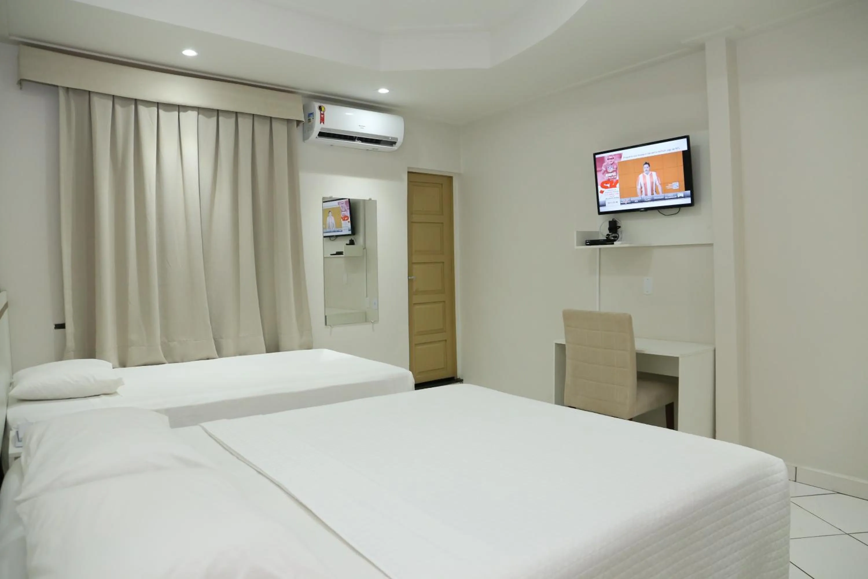 Bed in Prata Hotel