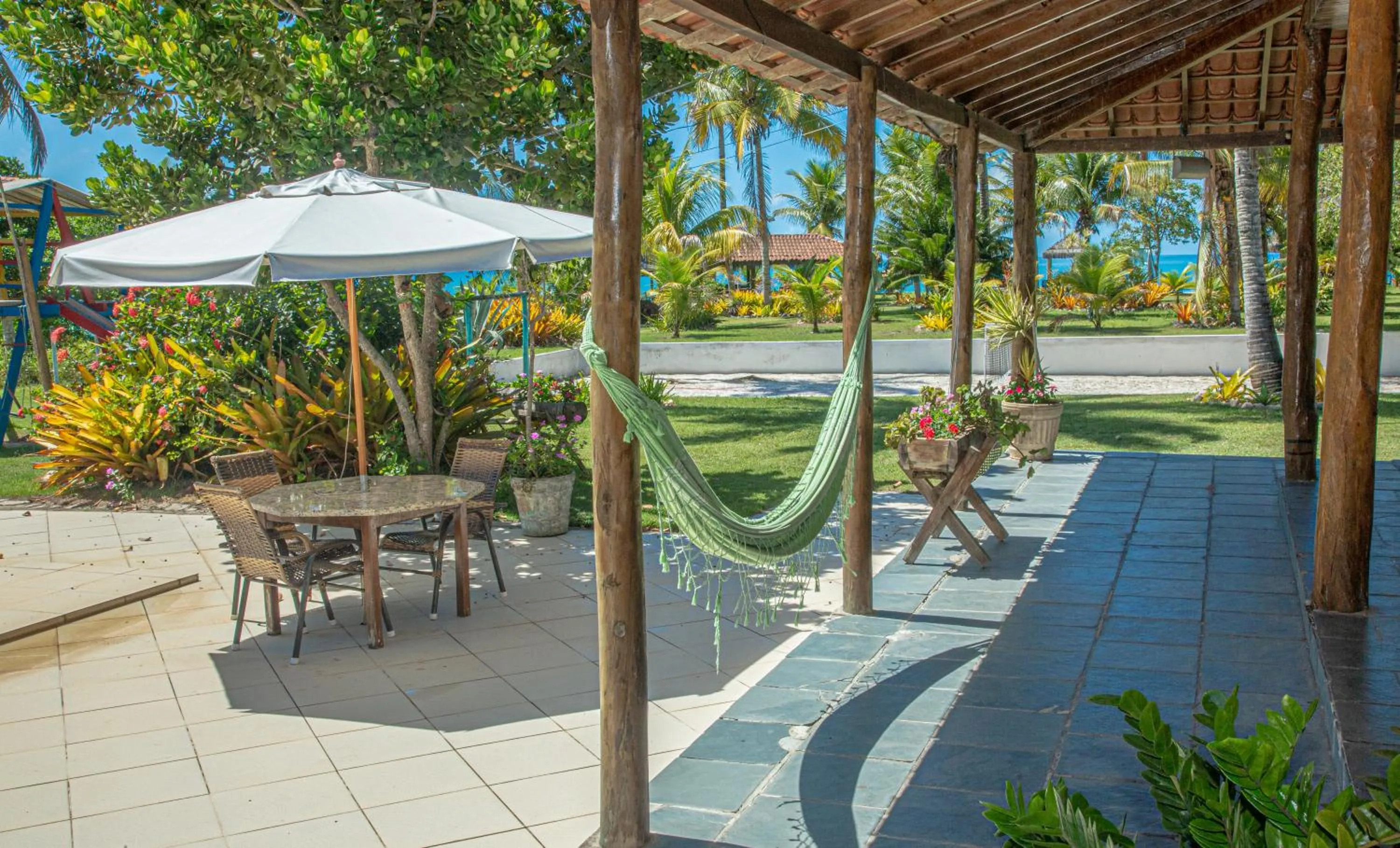 Patio in HOTEL PRAIA DA PAIXÃO