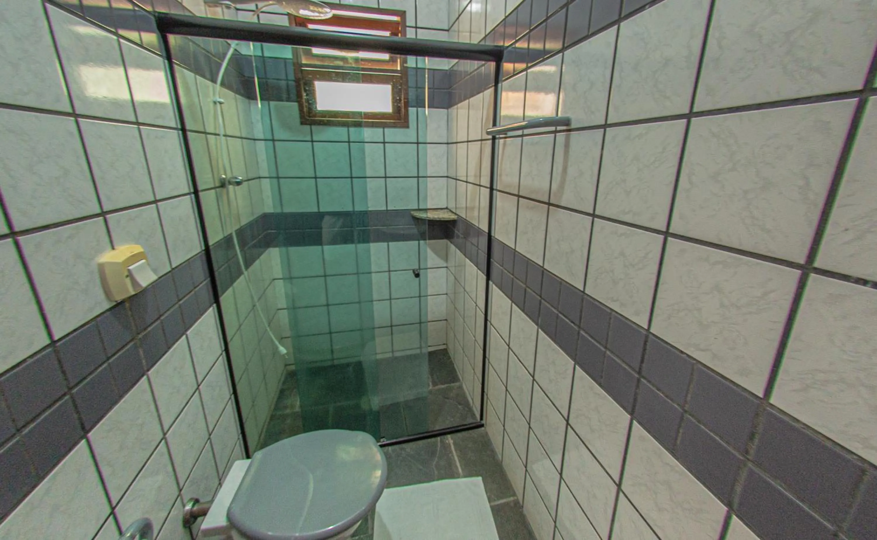 Bathroom in HOTEL PRAIA DA PAIXÃO