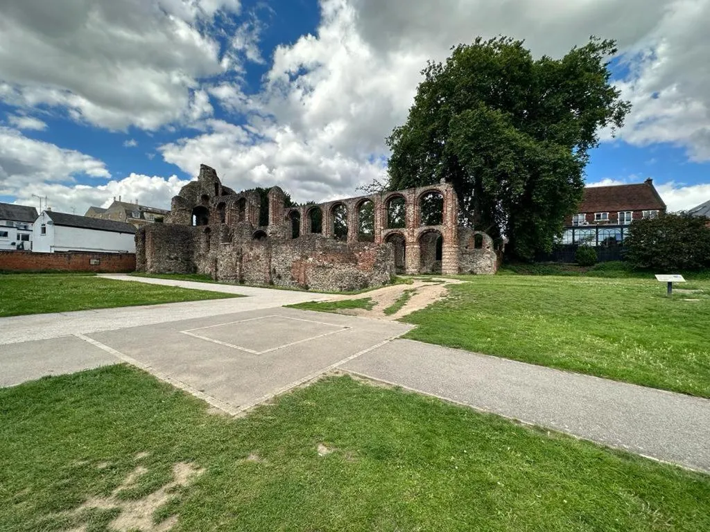 Nearby landmark in Aspire 860