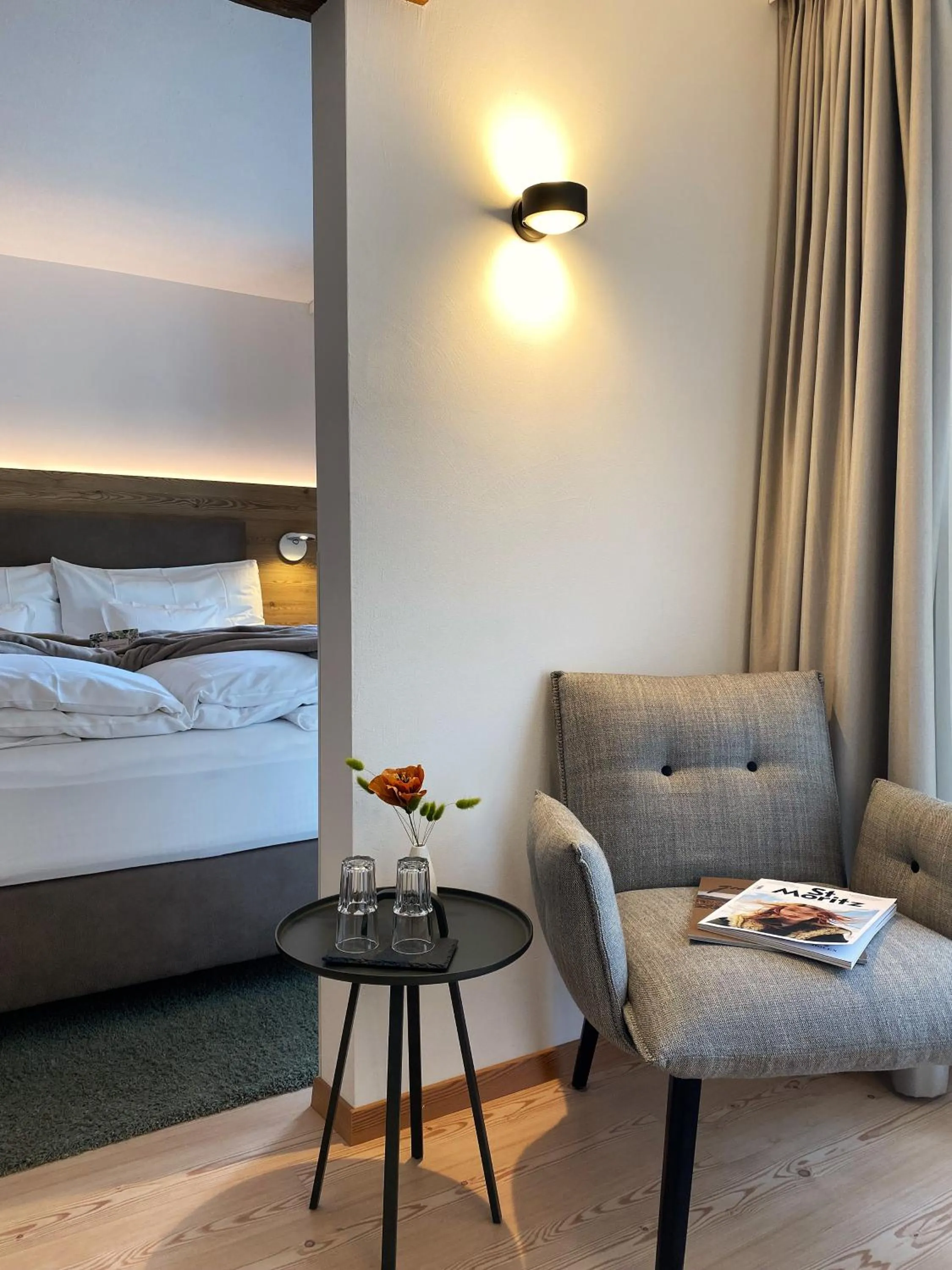 Bedroom, Bed in Hotel Bernina