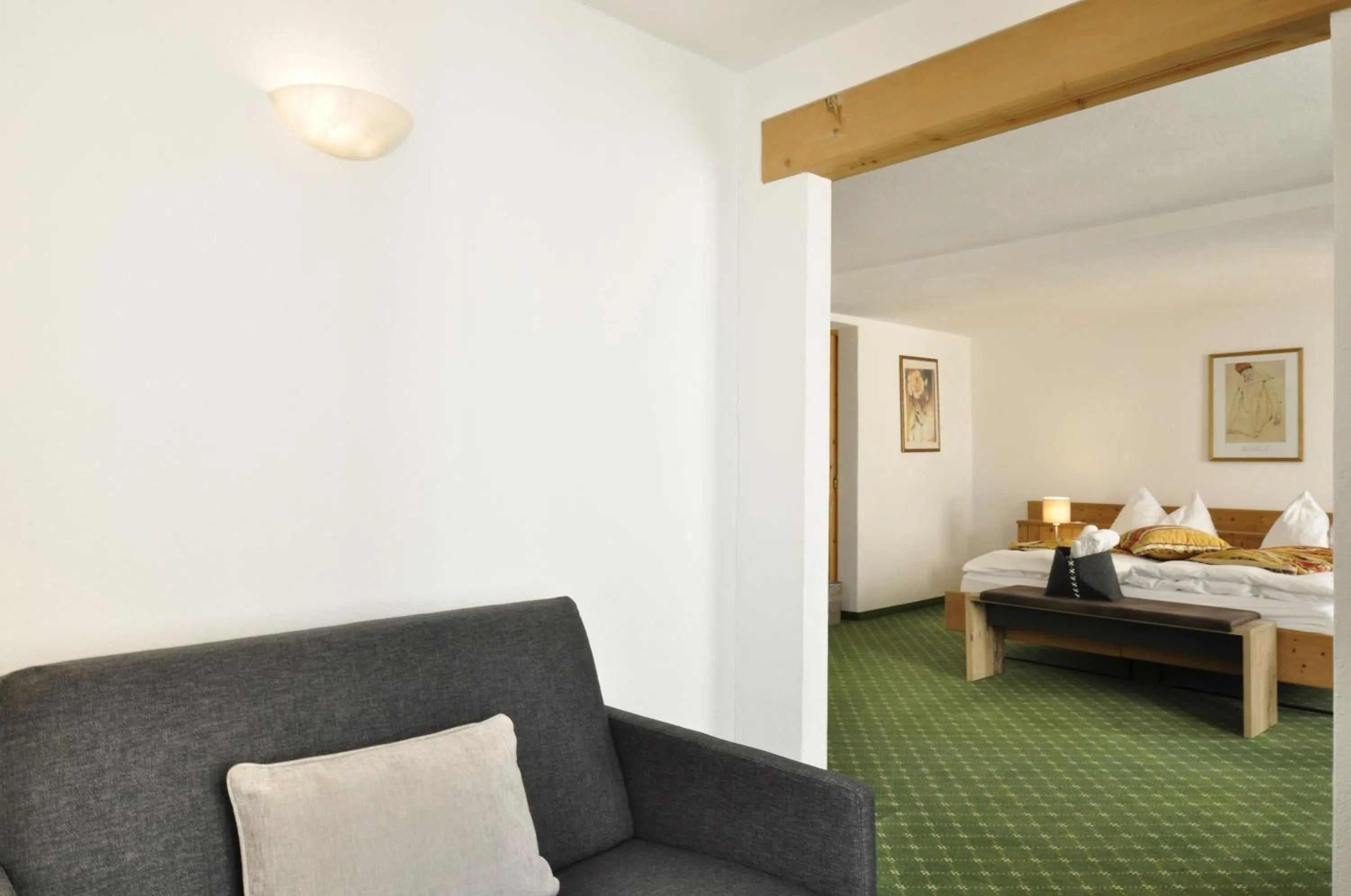 Photo of the whole room, Bed in Hotel Bernina