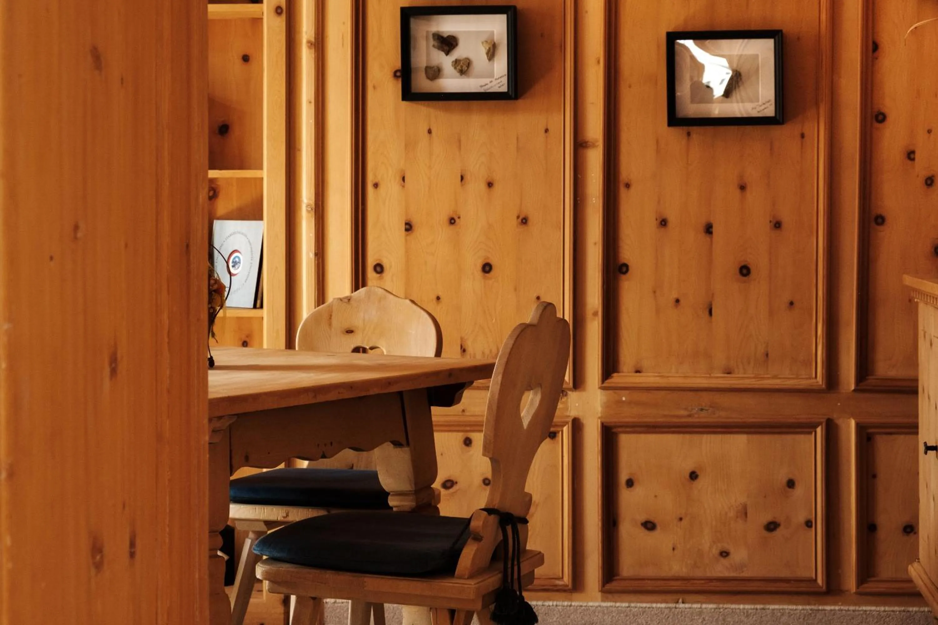 Communal lounge/ TV room in Hotel Bernina