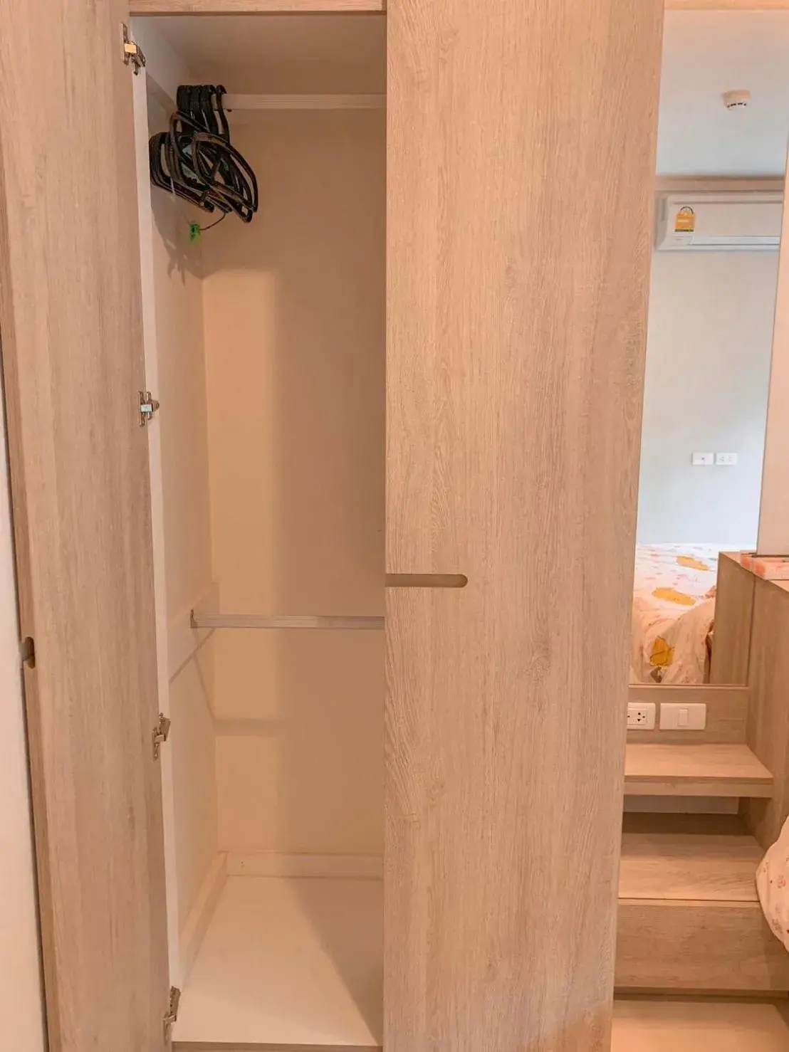 Bedroom in lumpini park beach Bedroom in lumpini park beach