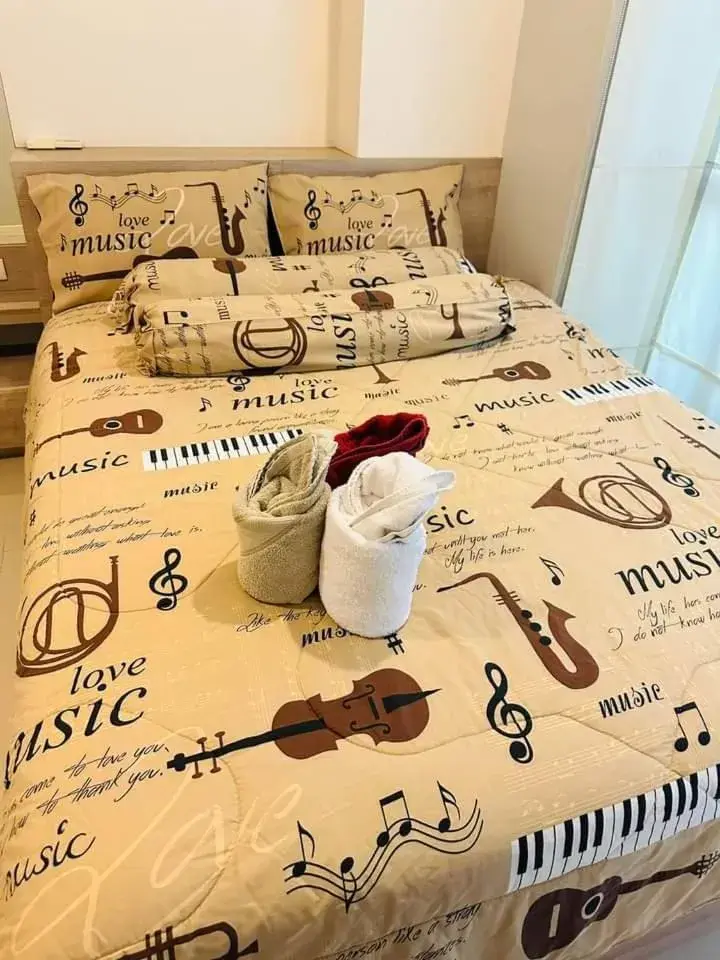 Bed in lumpini park beach Bed in lumpini park beach