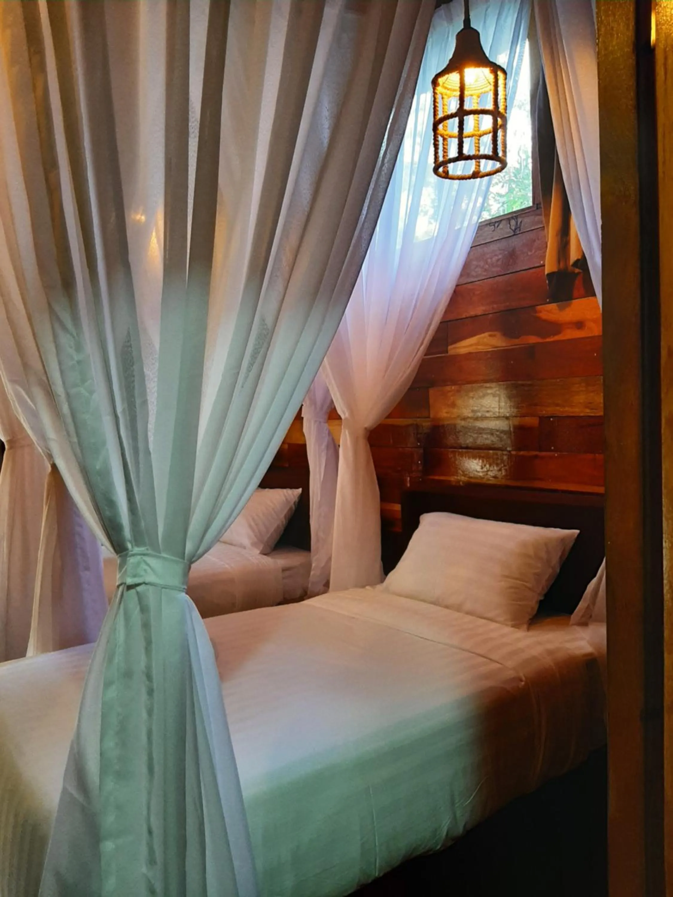 Bed in Utan Teluk Nipah