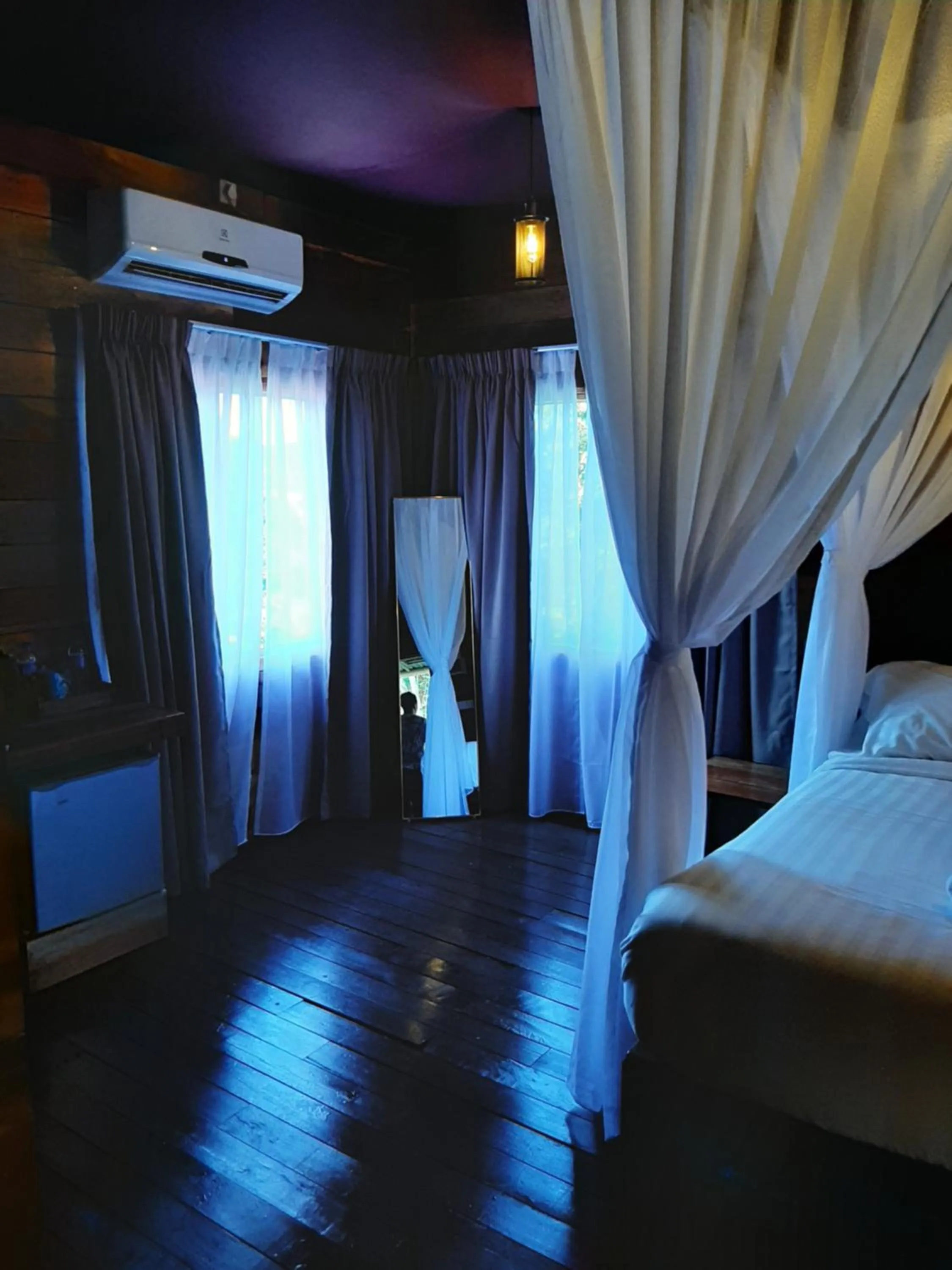 Bed in Utan Teluk Nipah