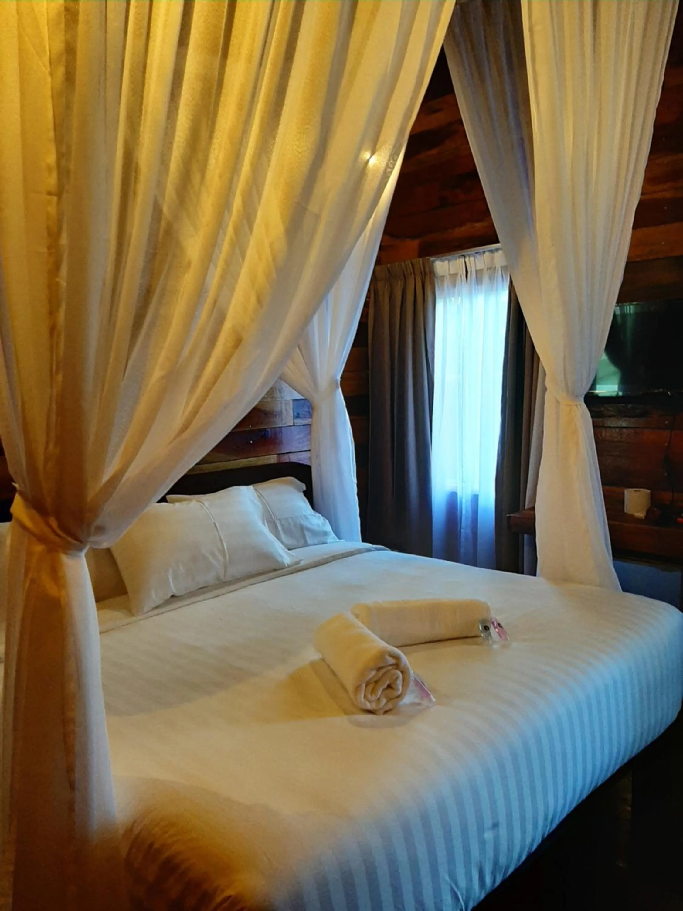 Bed in Utan Teluk Nipah