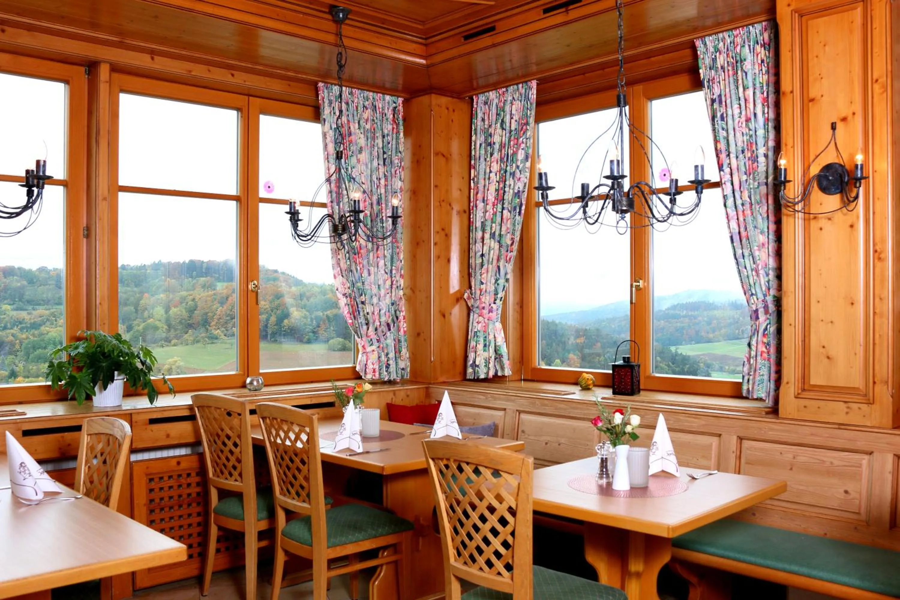 Restaurant/places to eat in Berggasthof Hotel Igelwirt