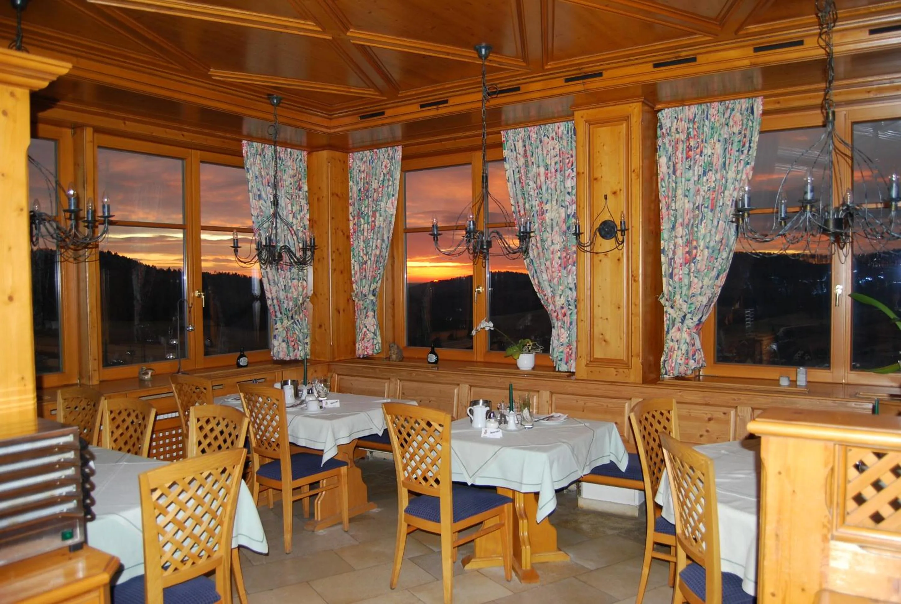 Restaurant/places to eat in Berggasthof Hotel Igelwirt