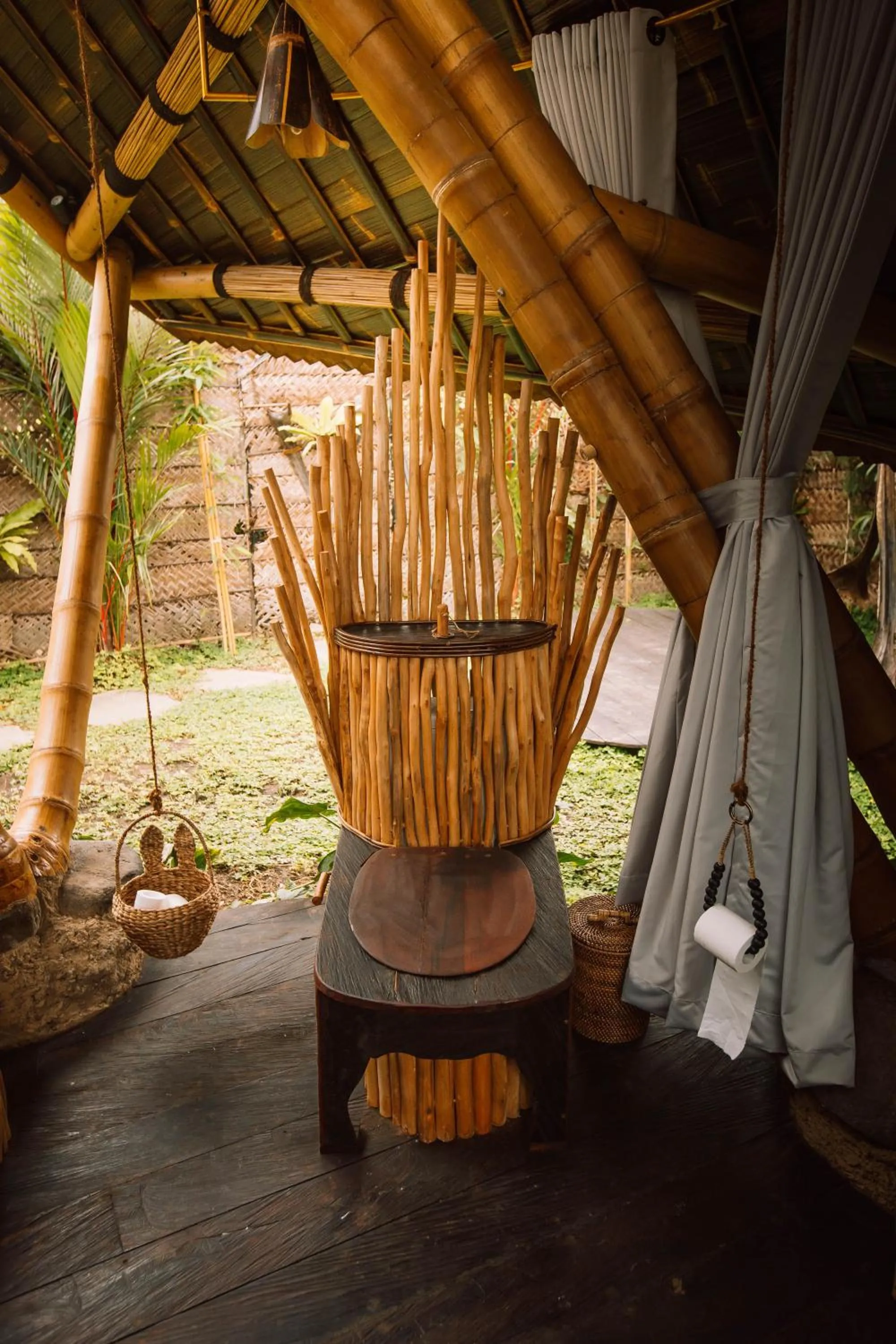 Toilet in Veluvana Bali