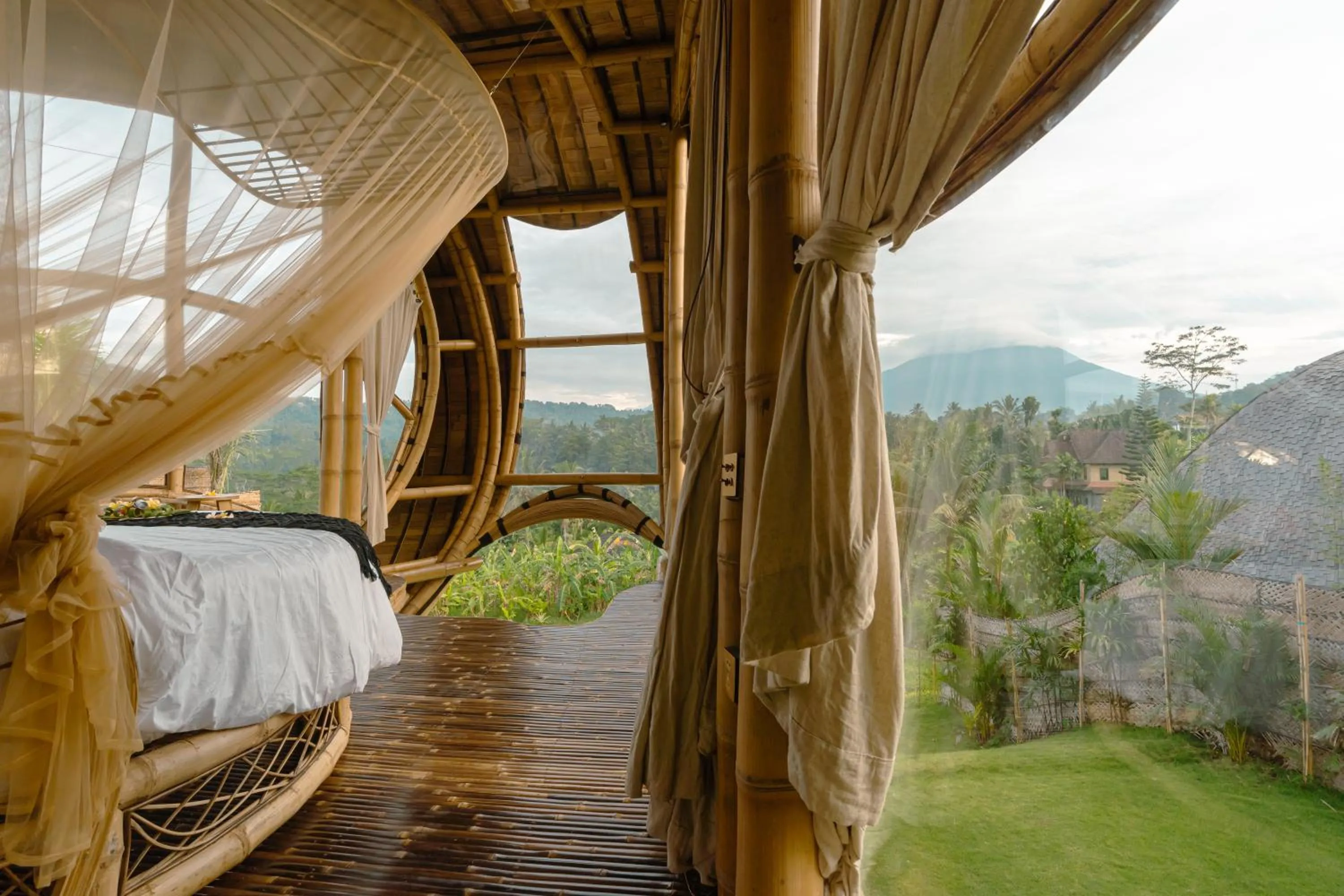 Mountain view, Bed in Veluvana Bali