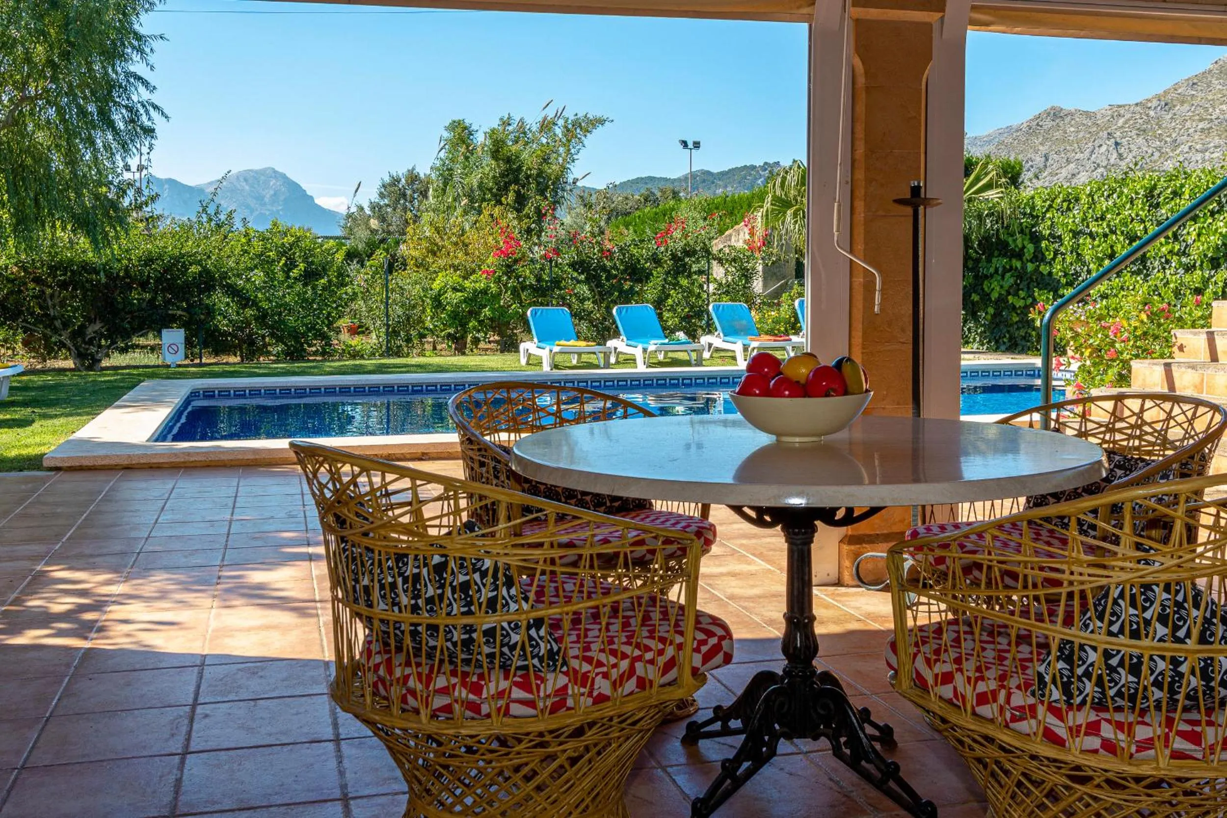 Patio in Family villa can Tomeu By homevillas360