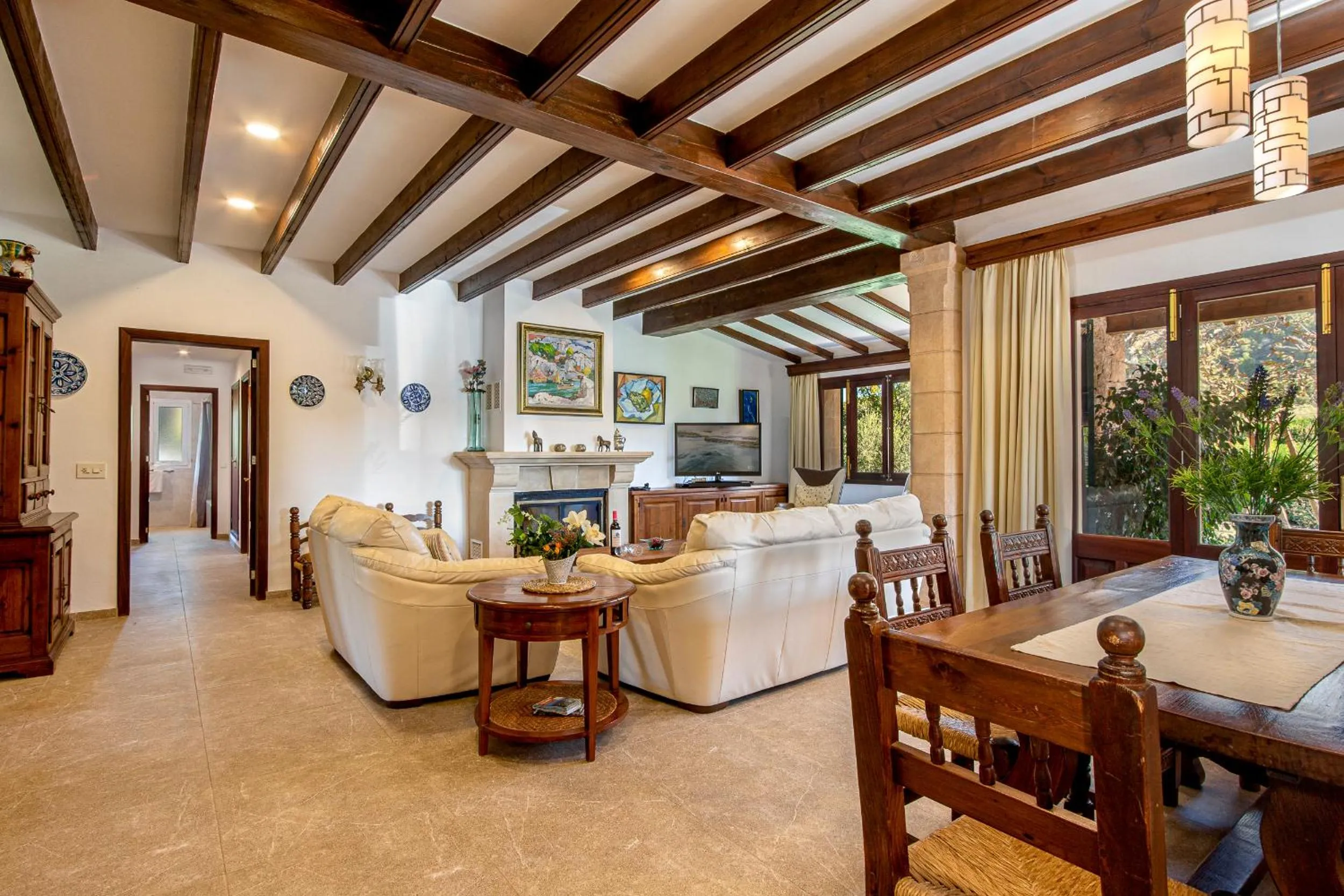 Living room in Family villa can Tomeu By homevillas360