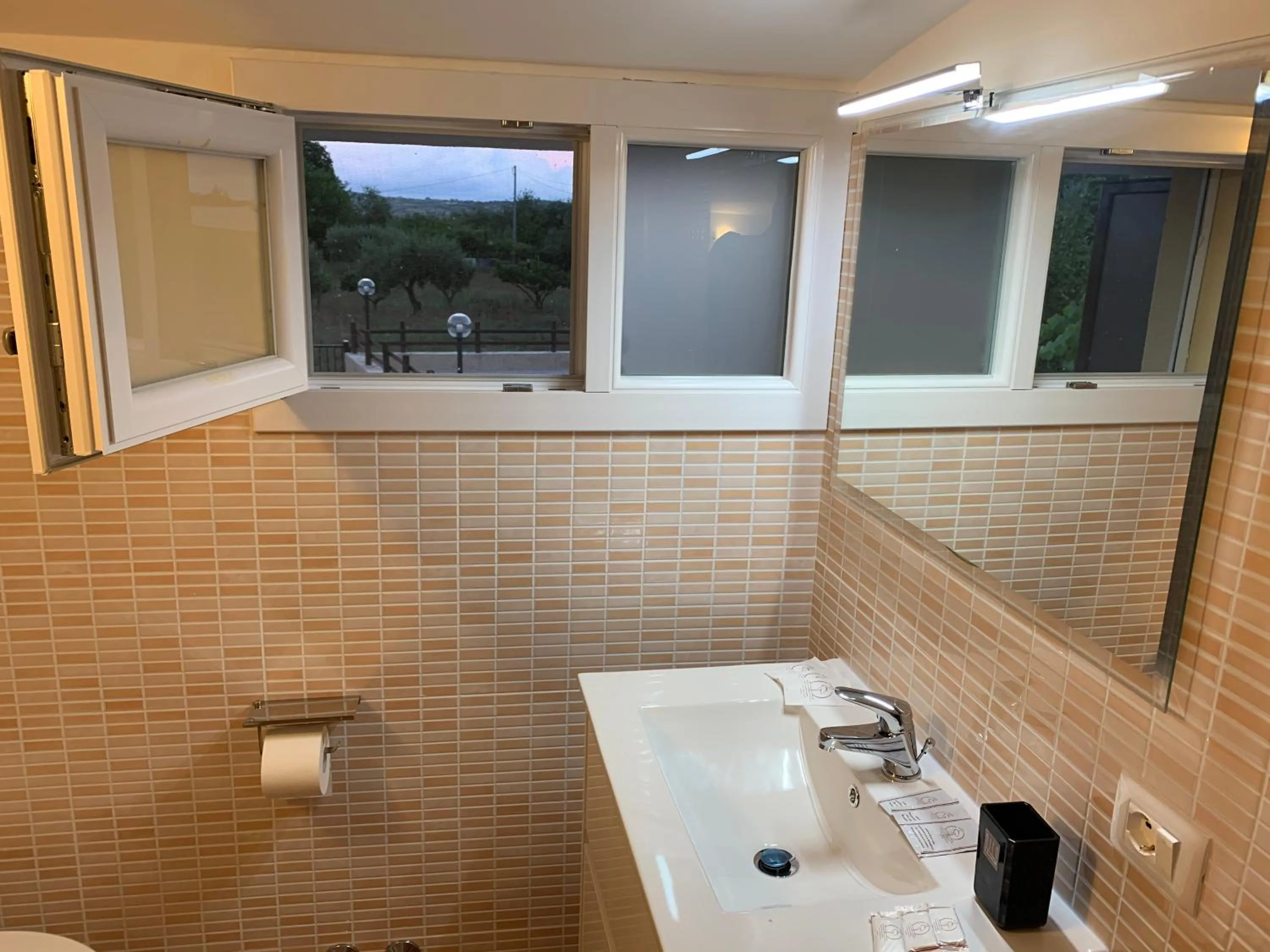 B&B BUICOVILLE CAMEROTA