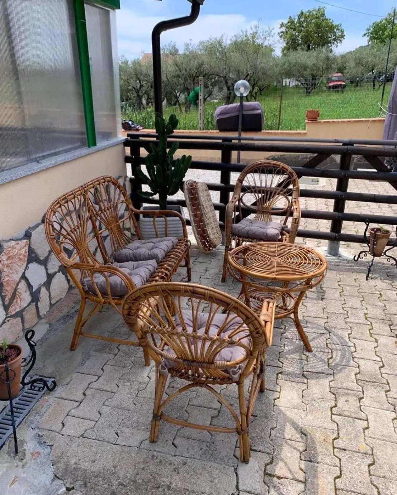 B&B BUICOVILLE CAMEROTA