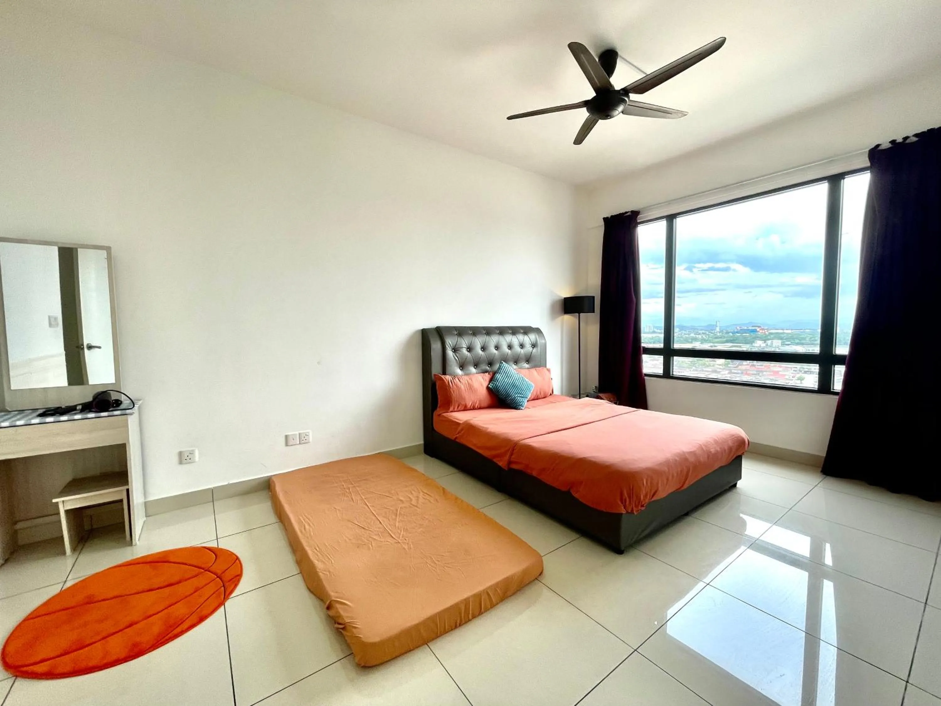 Bed in Entire Condominium @ Woodsburry Butterworth Penang