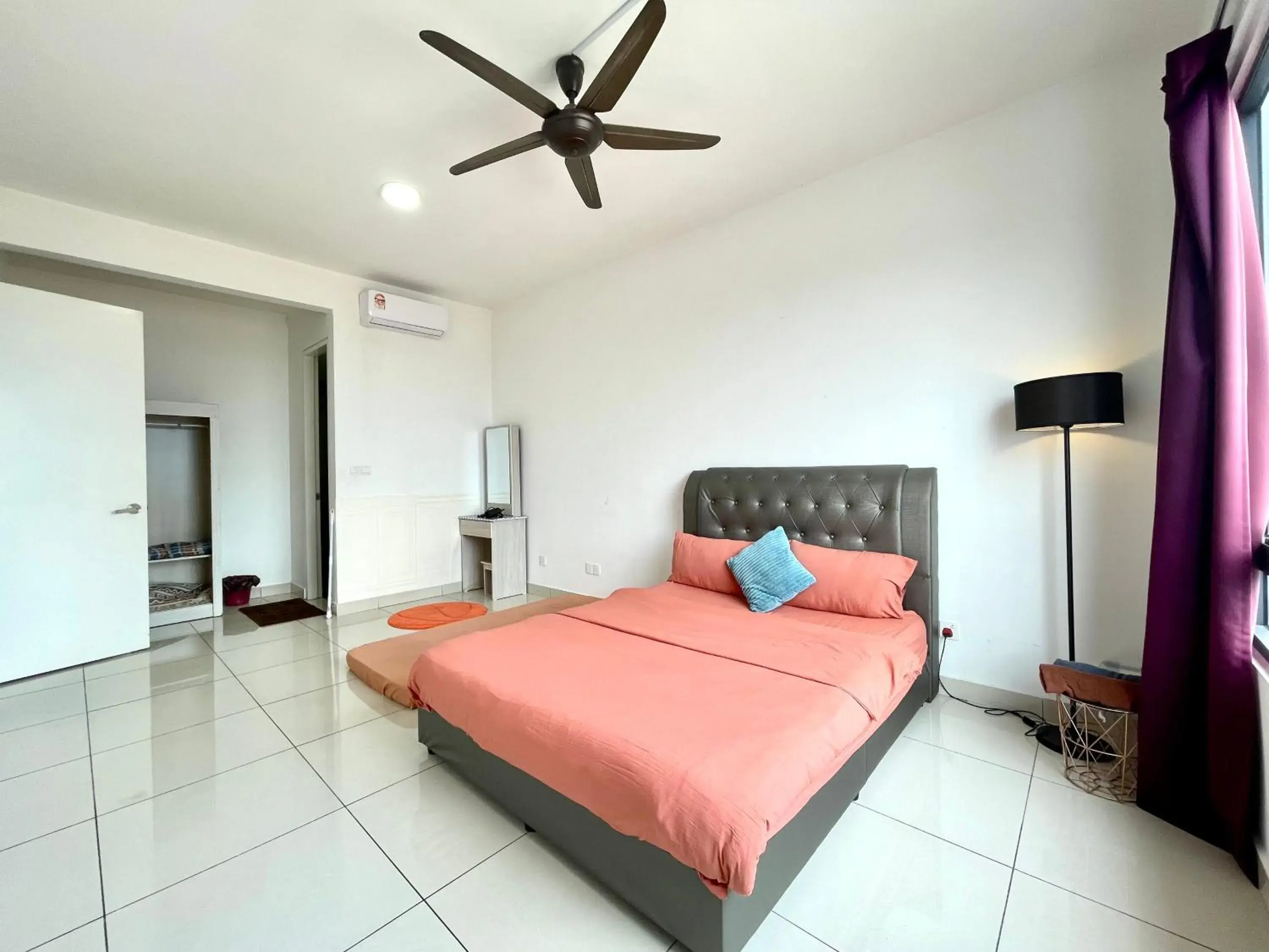 Bed in Entire Condominium @ Woodsburry Butterworth Penang Bed in Entire Condominium @ Woodsburry Butterworth Penang