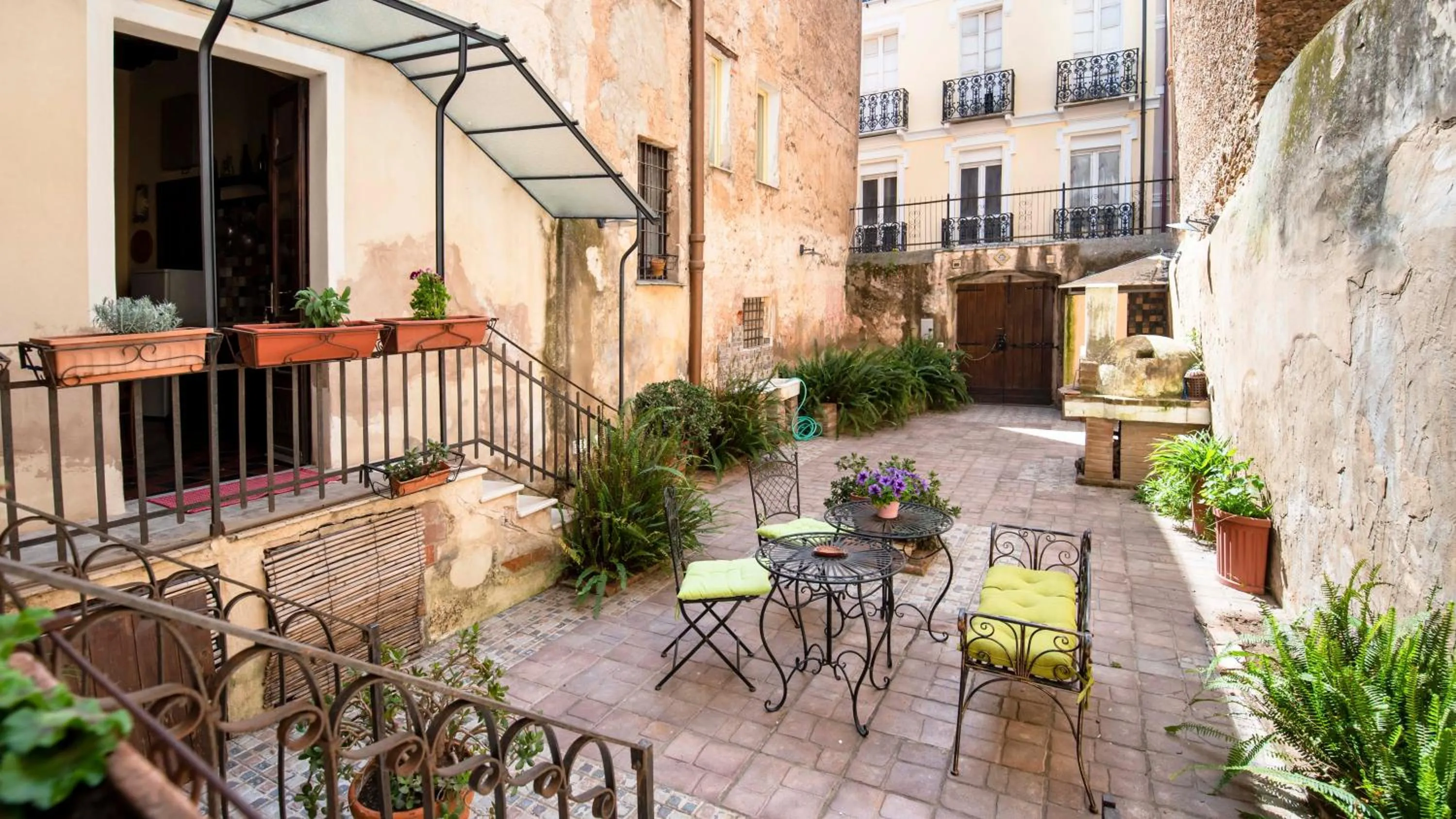 Casa Rodriguez - Iglesias