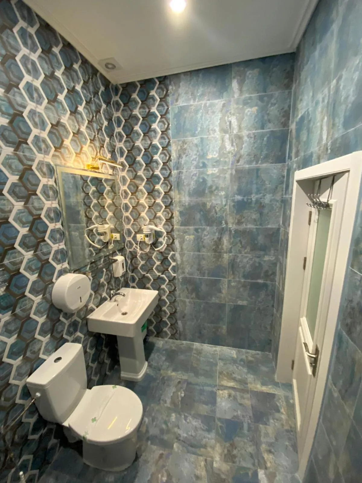 Arizet Boutique Mamaia