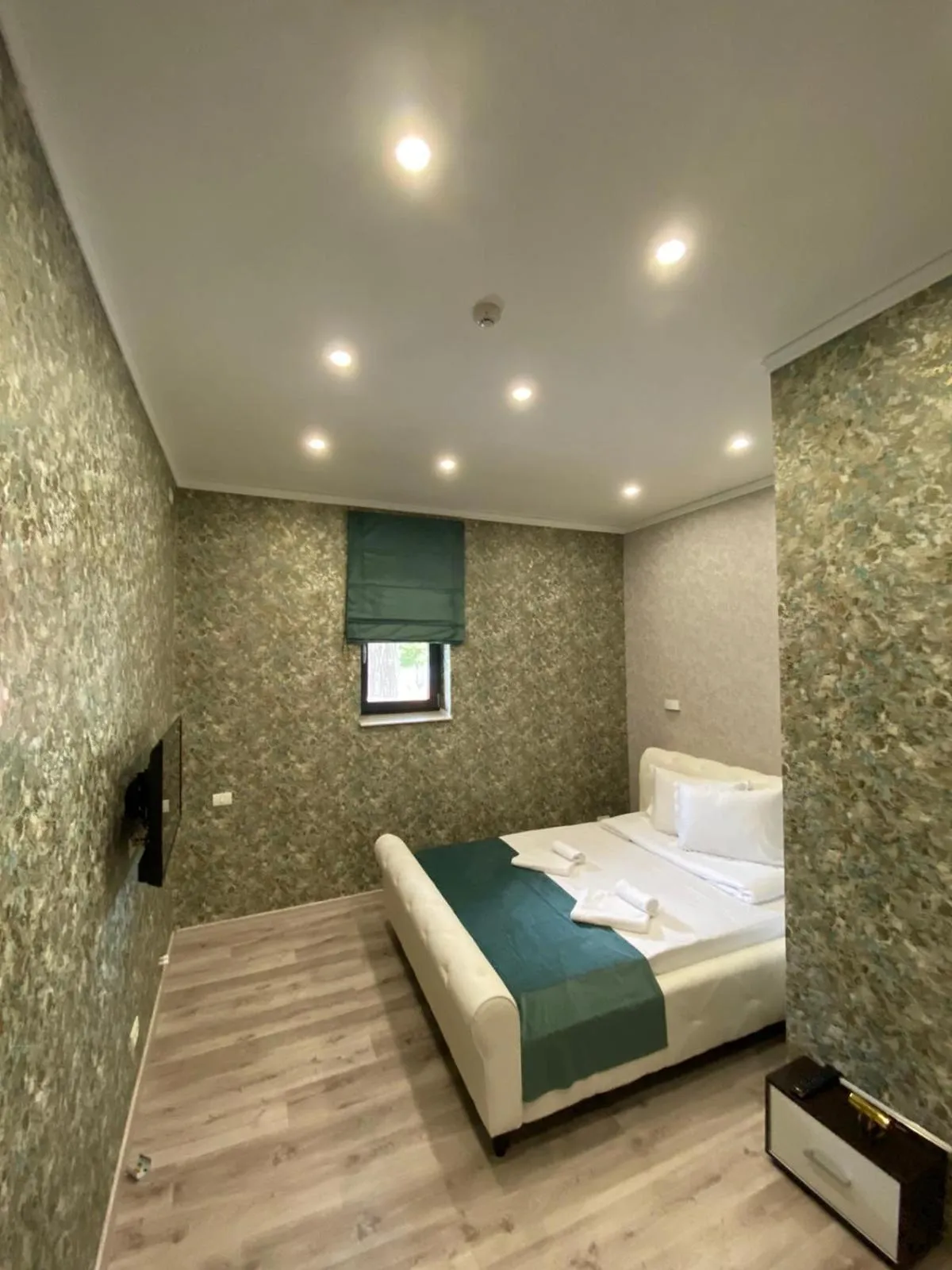 Bed in Arizet Boutique Mamaia