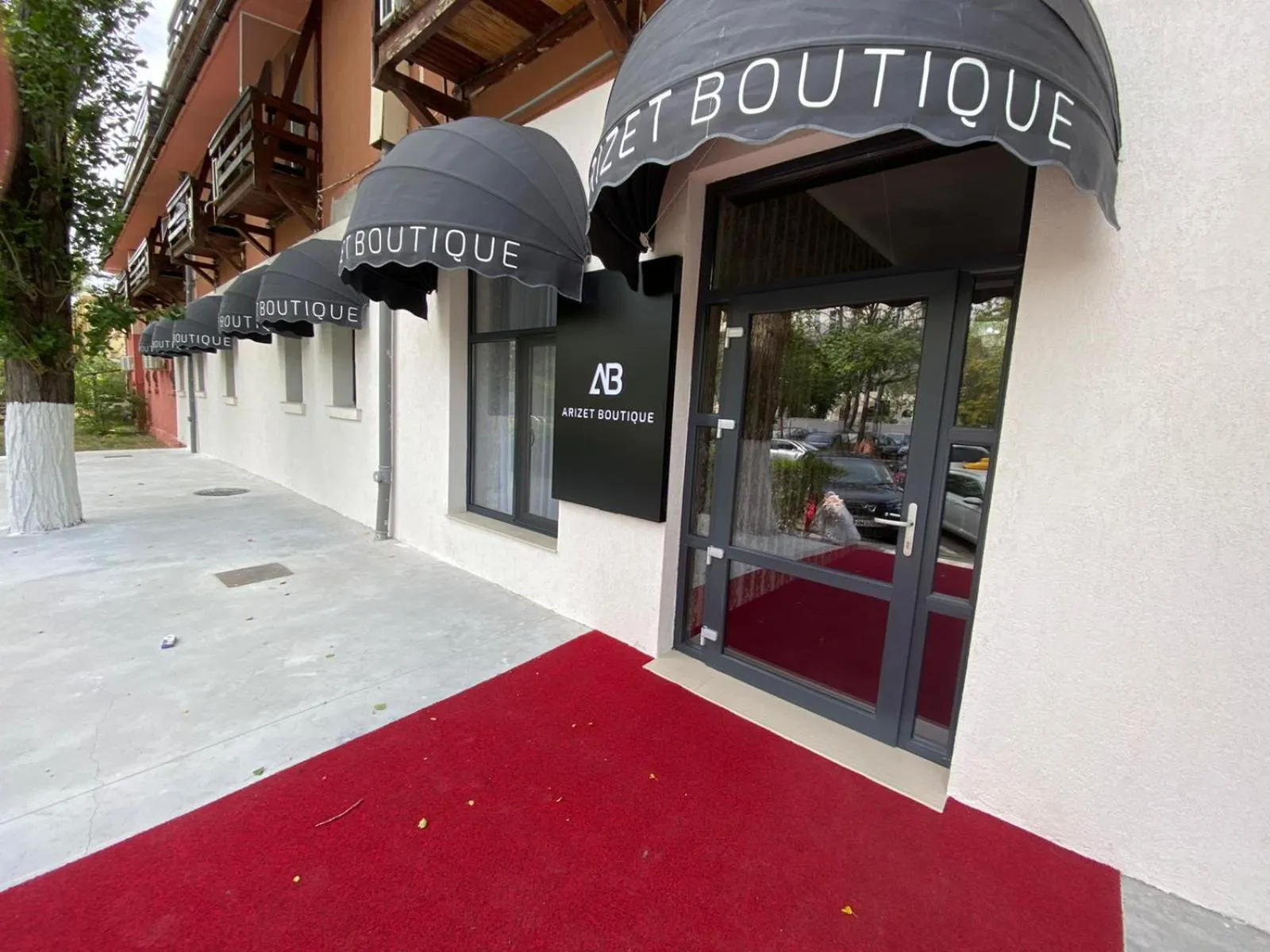 Arizet Boutique Mamaia