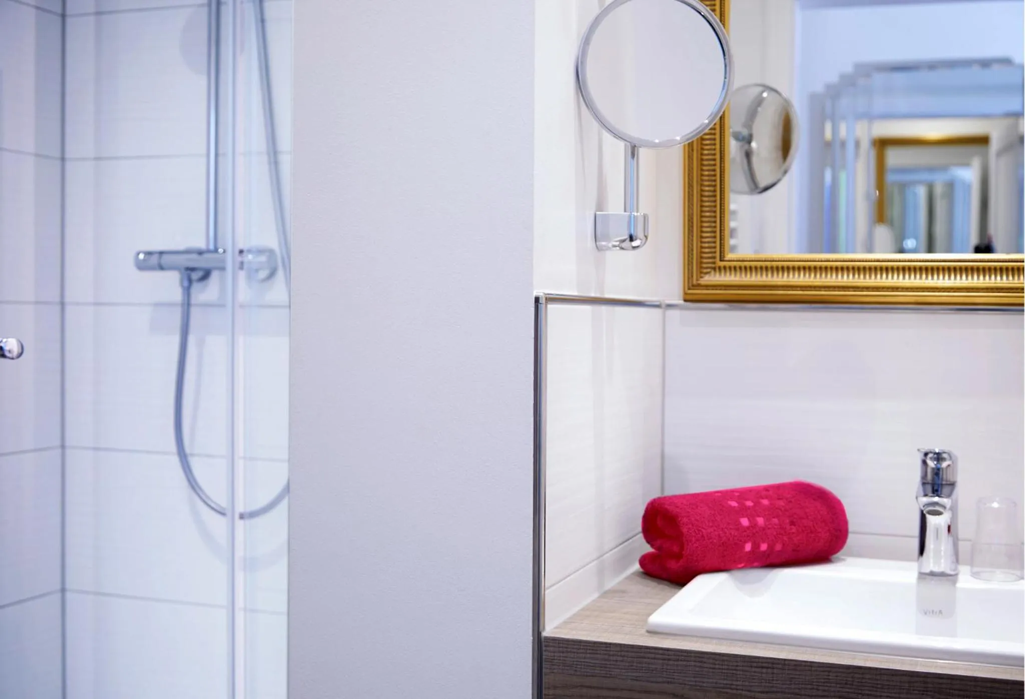 Shower in Hotel am Markt Bacharach