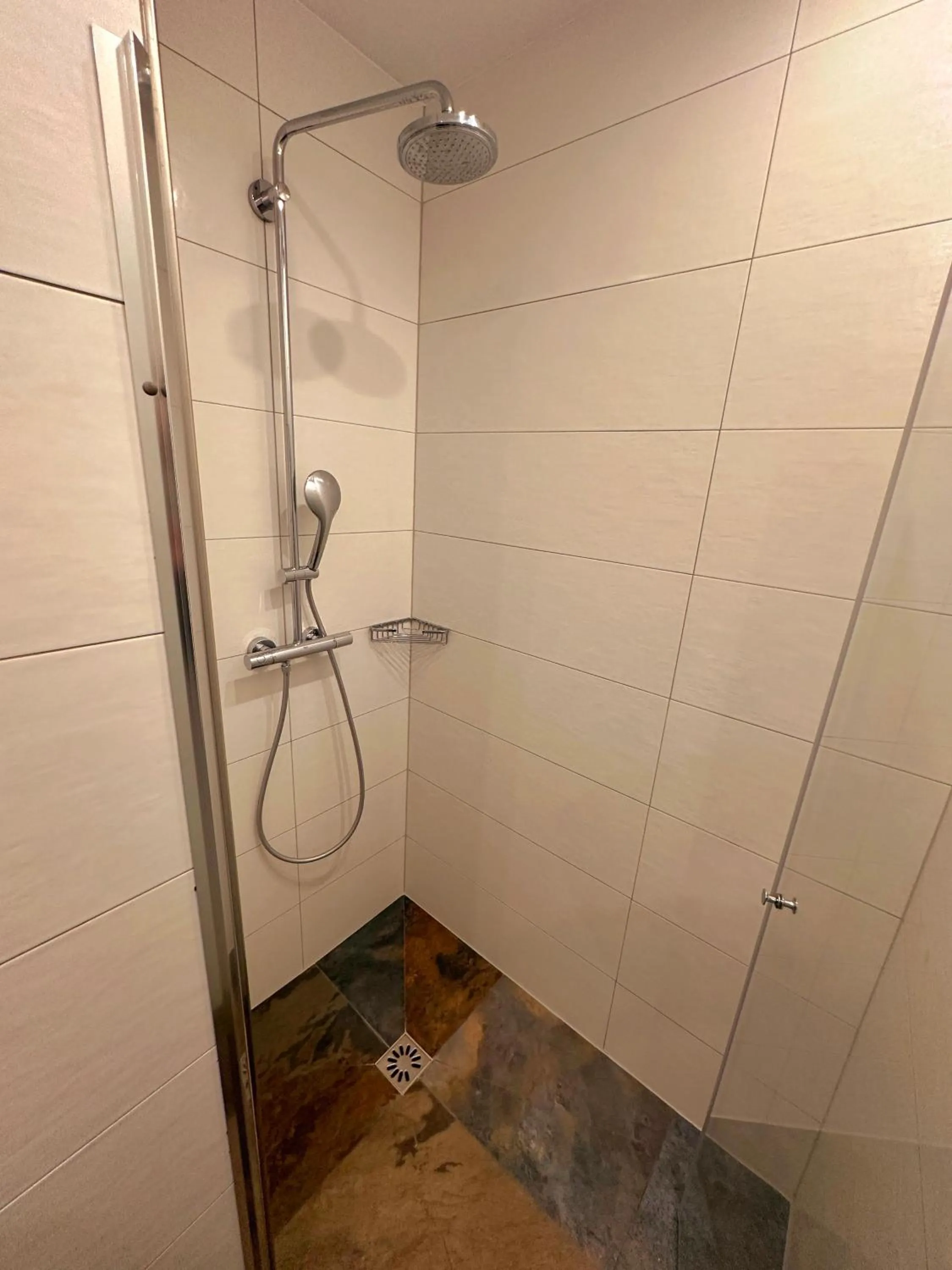 Bathroom in Hotel am Markt Bacharach