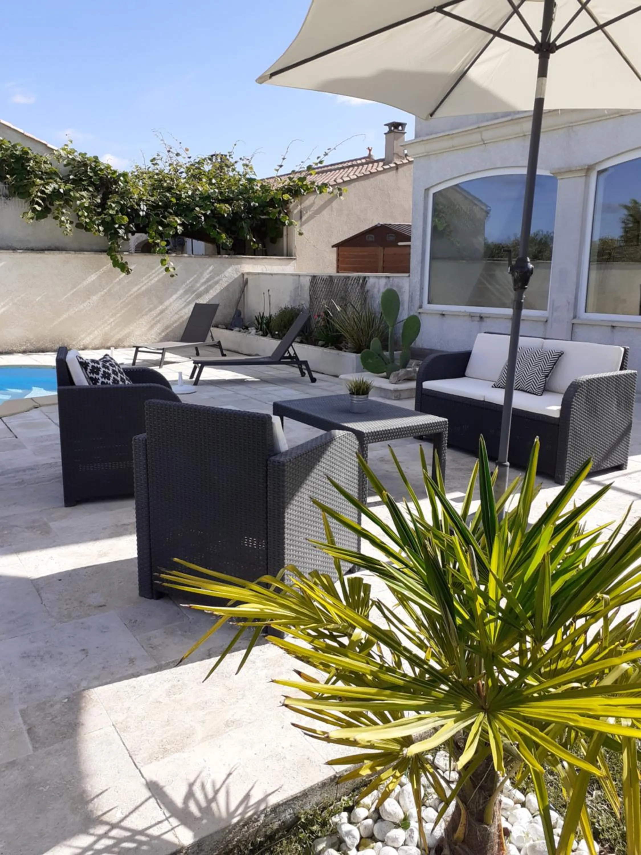 Balcony/Terrace in Maison d'hôtes L'air d'antan