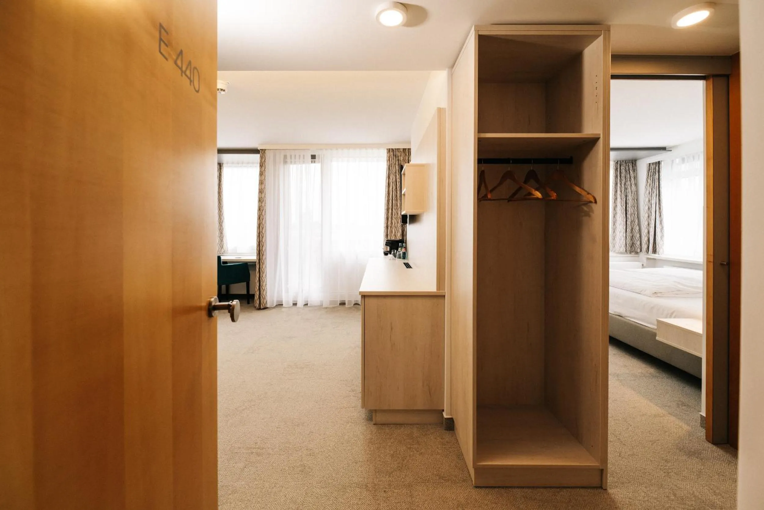 Photo of the whole room, Bed in Kongresshotel Potsdam am Templiner See