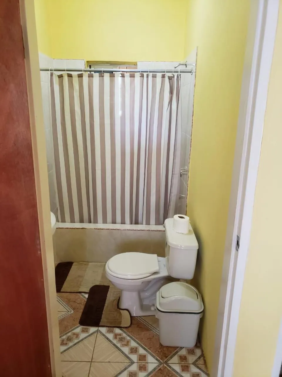 Bathroom in Bev's Rosevilla