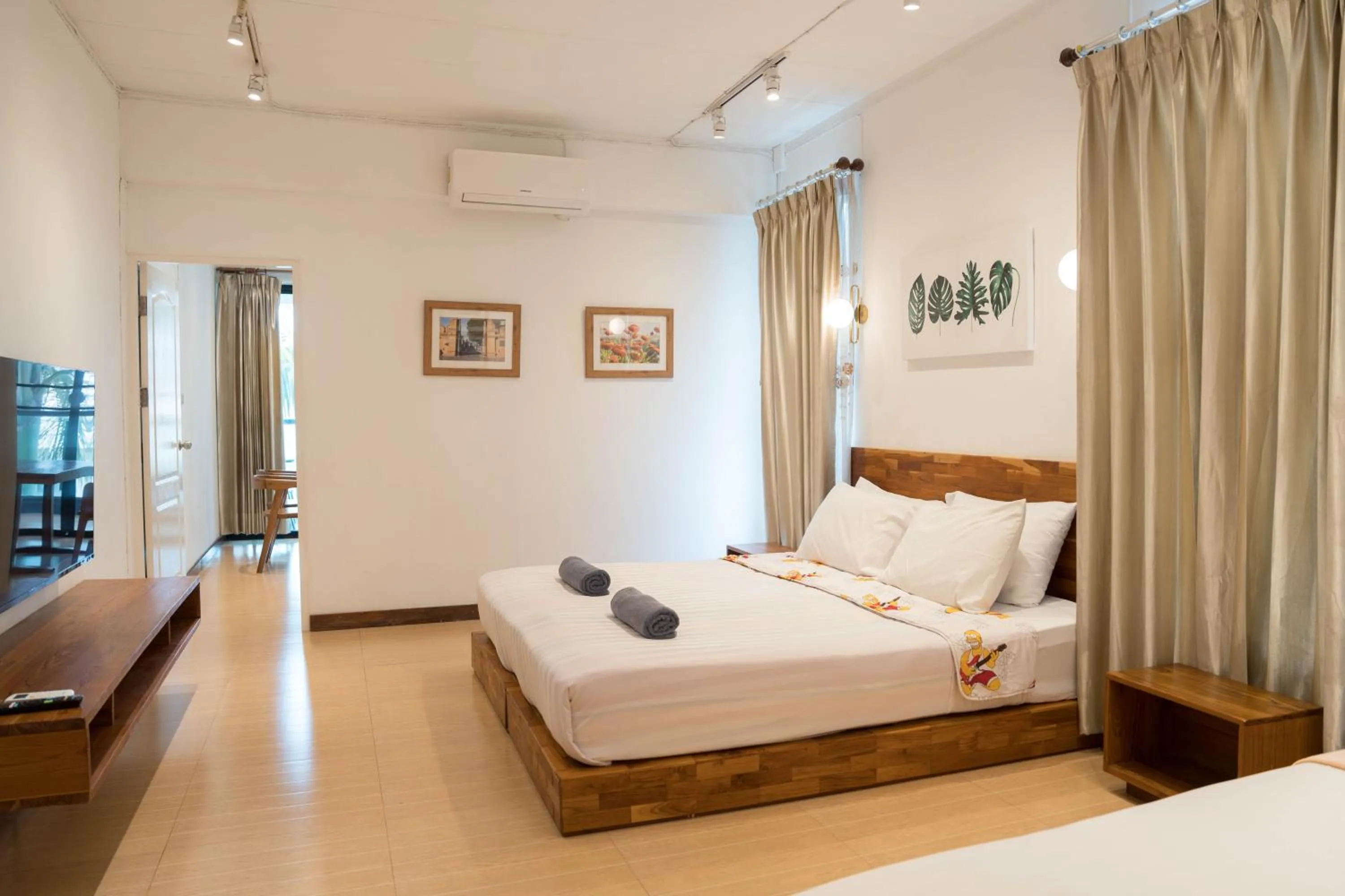 Bedroom, Bed in Chiang Mai Mansion 2