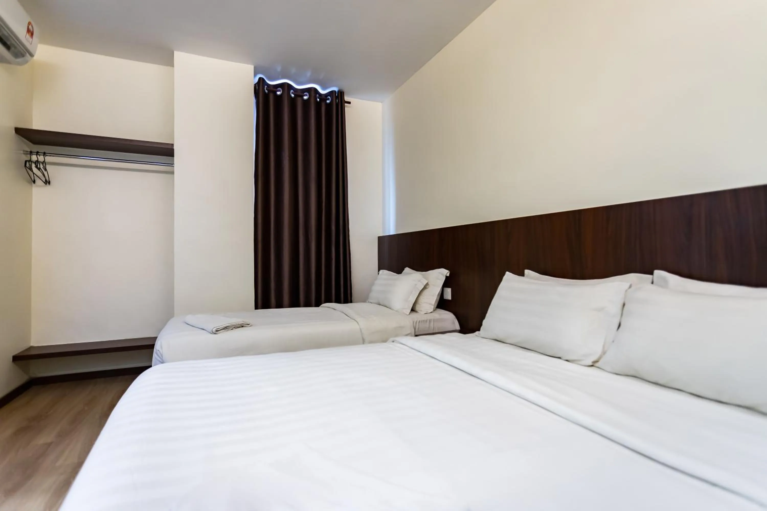 Double Room with Extra Bed in Emart Hotel (Riam)