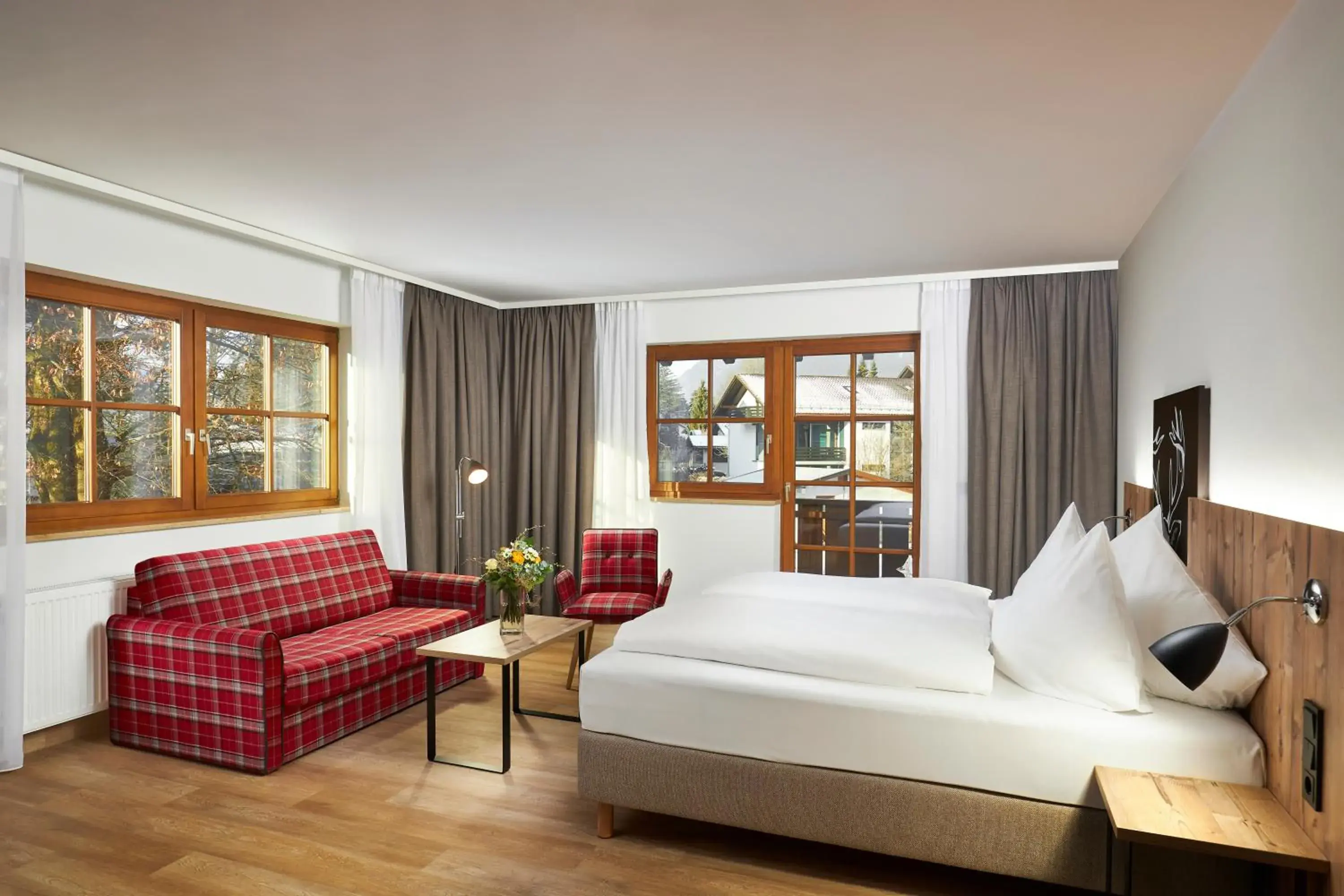 Deluxe Double or Twin Room in HYPERION Hotel Garmisch - Partenkirchen Deluxe Double or Twin Room in HYPERION Hotel Garmisch - Partenkirchen