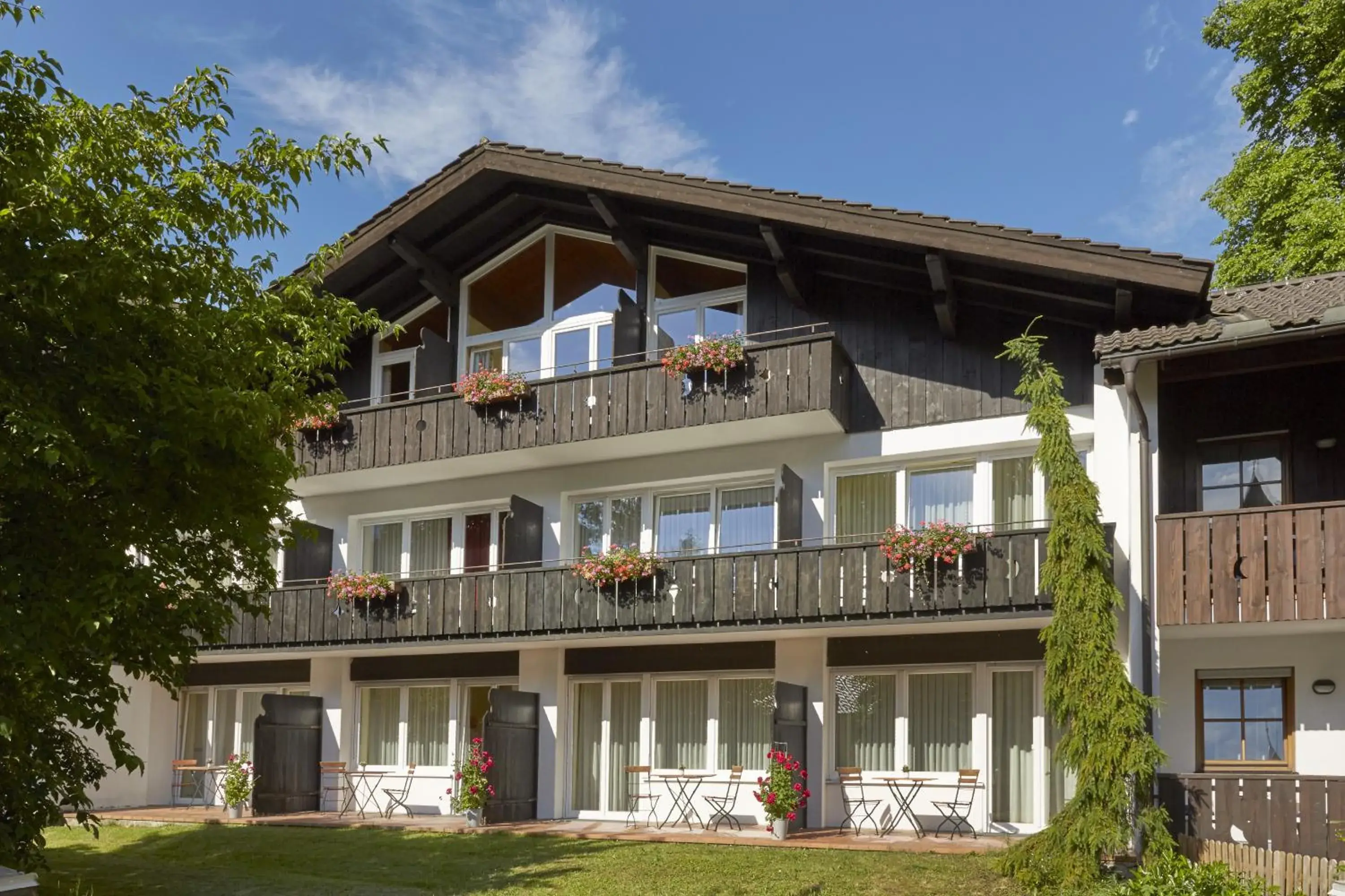 Property building in HYPERION Hotel Garmisch - Partenkirchen Property building in HYPERION Hotel Garmisch - Partenkirchen