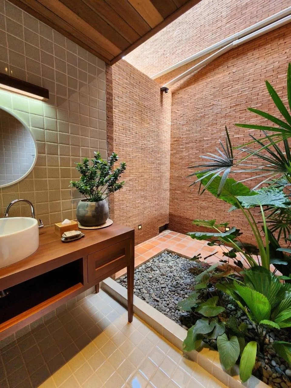 Bathroom in Athita The Hidden Court Chiang Saen Boutique Hotel