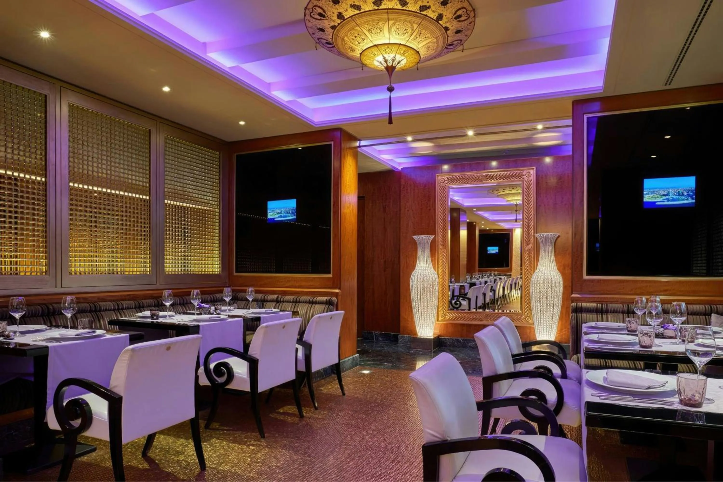 Restaurant/places to eat in Hotel President Wilson, a Luxury Collection Hotel, Geneva