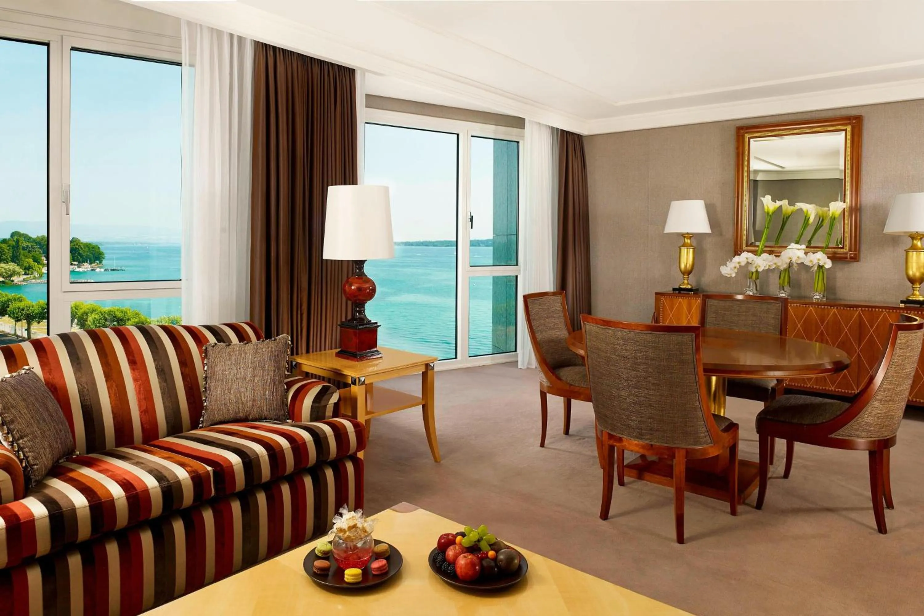 Living room in Hotel President Wilson, a Luxury Collection Hotel, Geneva