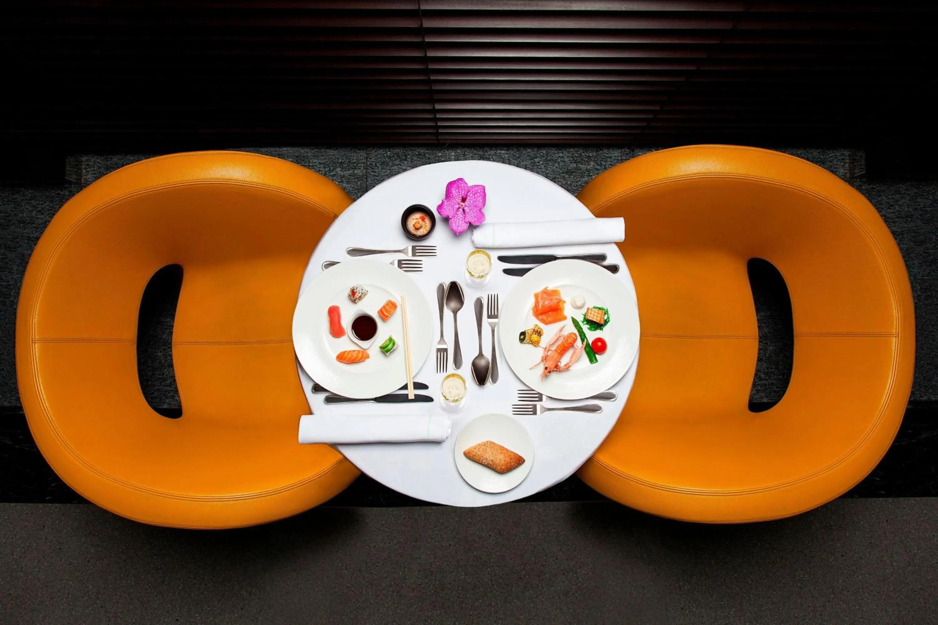 Lounge or bar in Hotel President Wilson, a Luxury Collection Hotel, Geneva