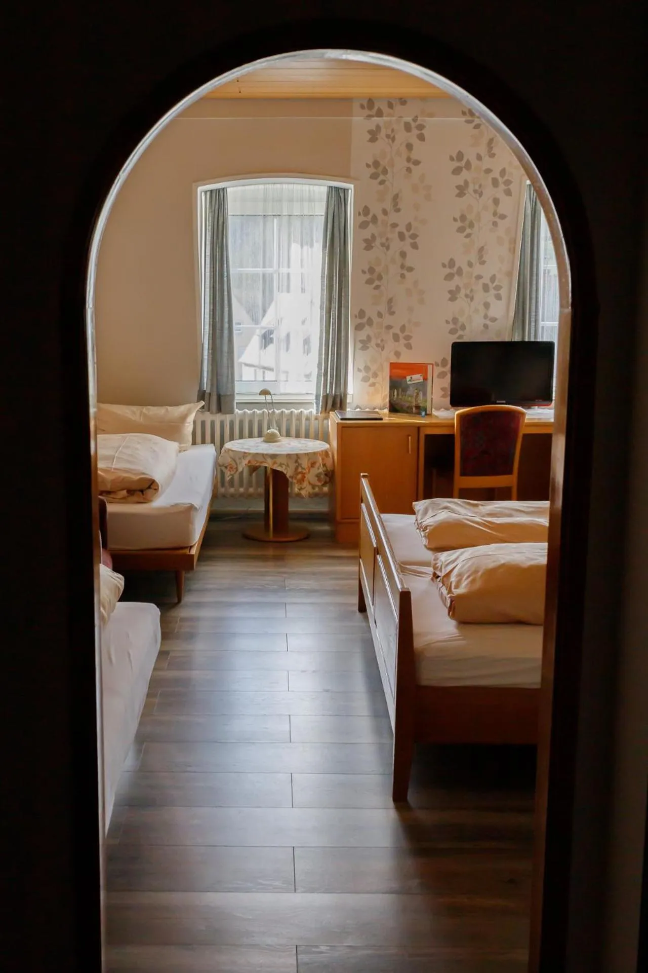 Bed in Schwarzes Lamm