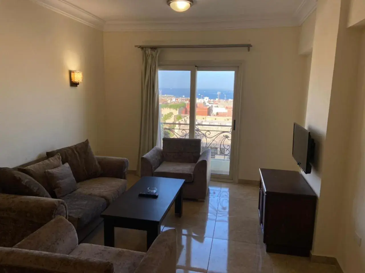 One-Bedroom Apartment with Sea View in Bahga Palace 5 Residential Apartments One-Bedroom Apartment with Sea View in Bahga Palace 5 Residential Apartments