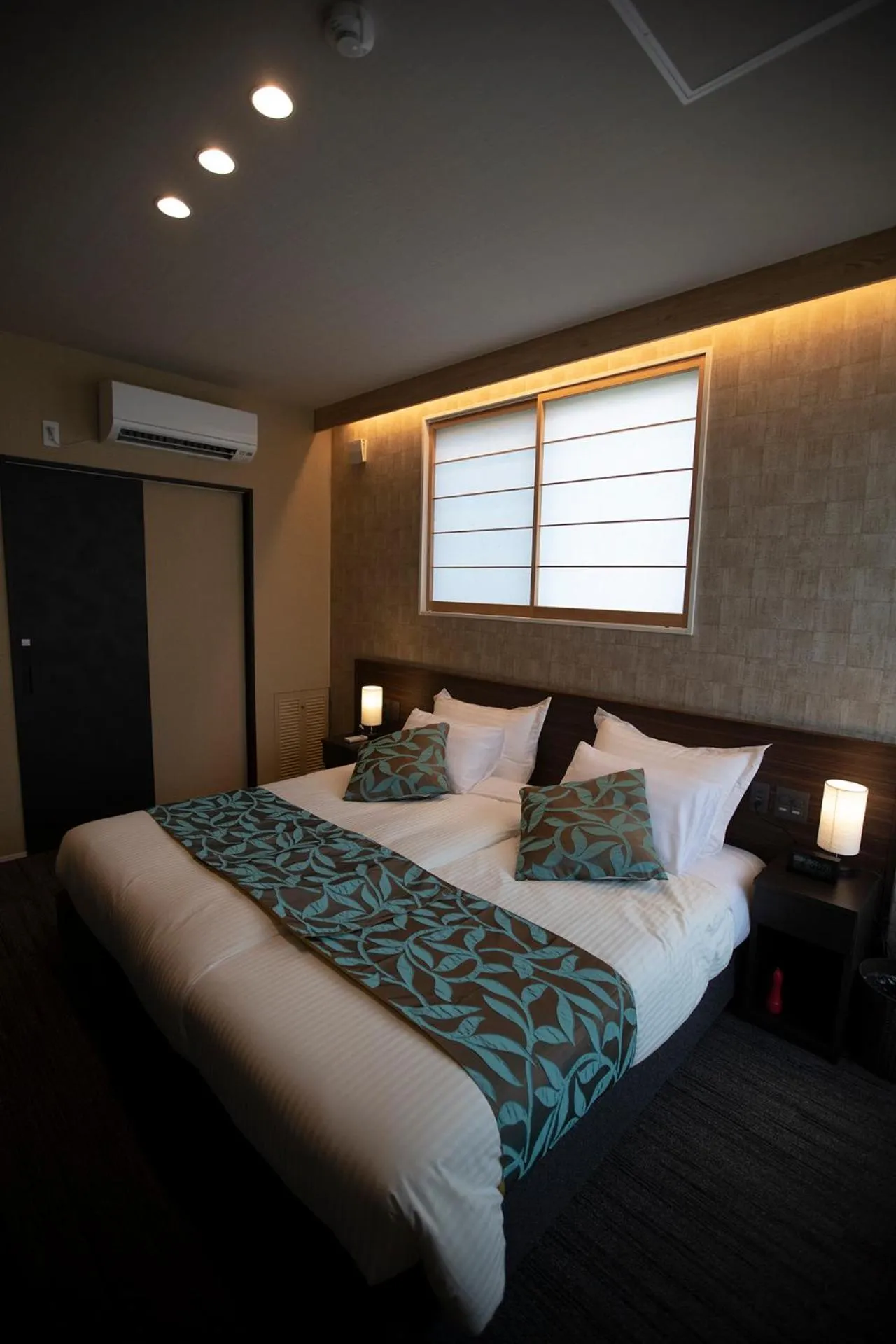 Bedroom, Bed in Hotel Sengokuhara 533