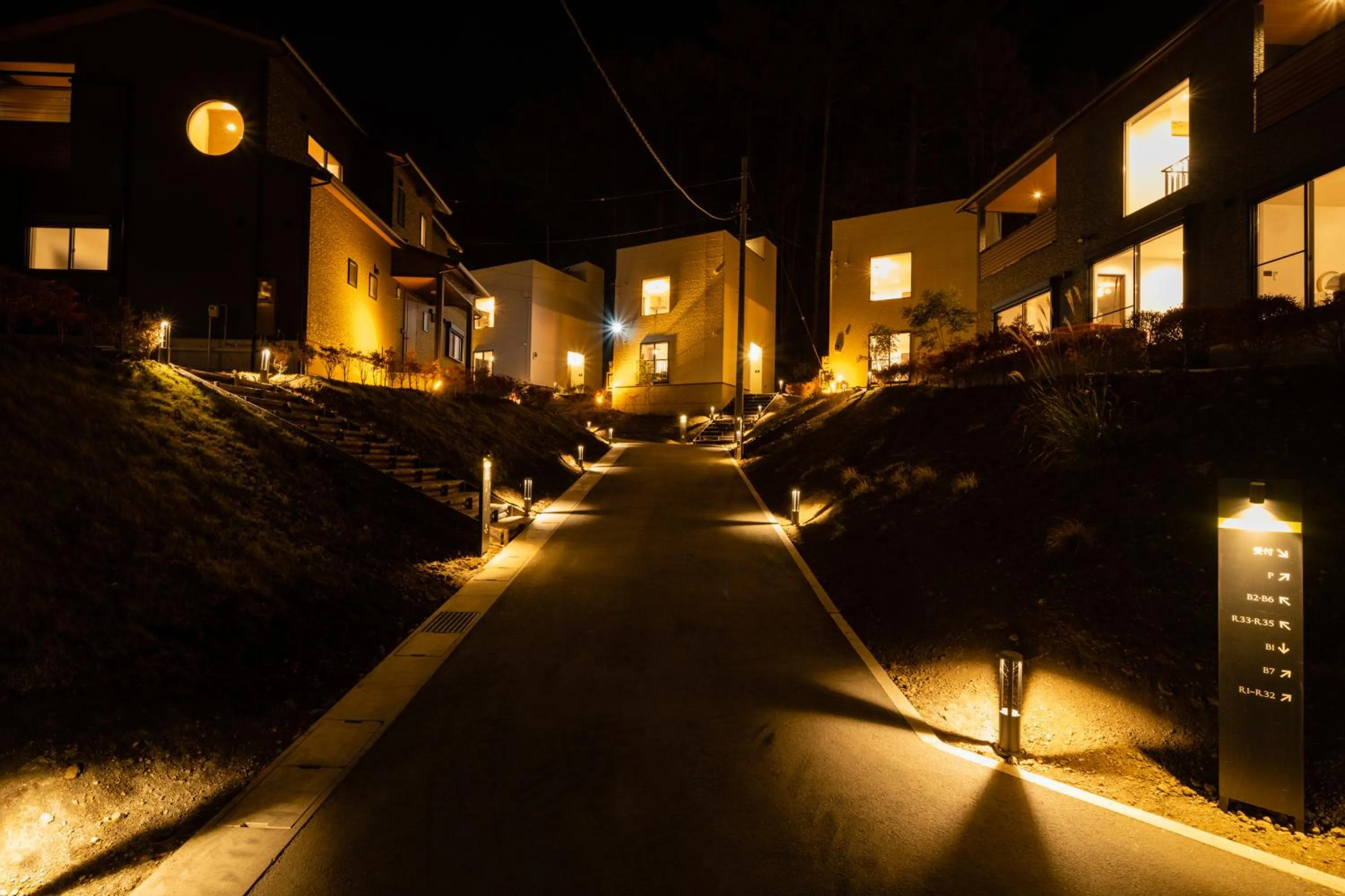 Facade/entrance in Fuji Gran Villa - TOKI -